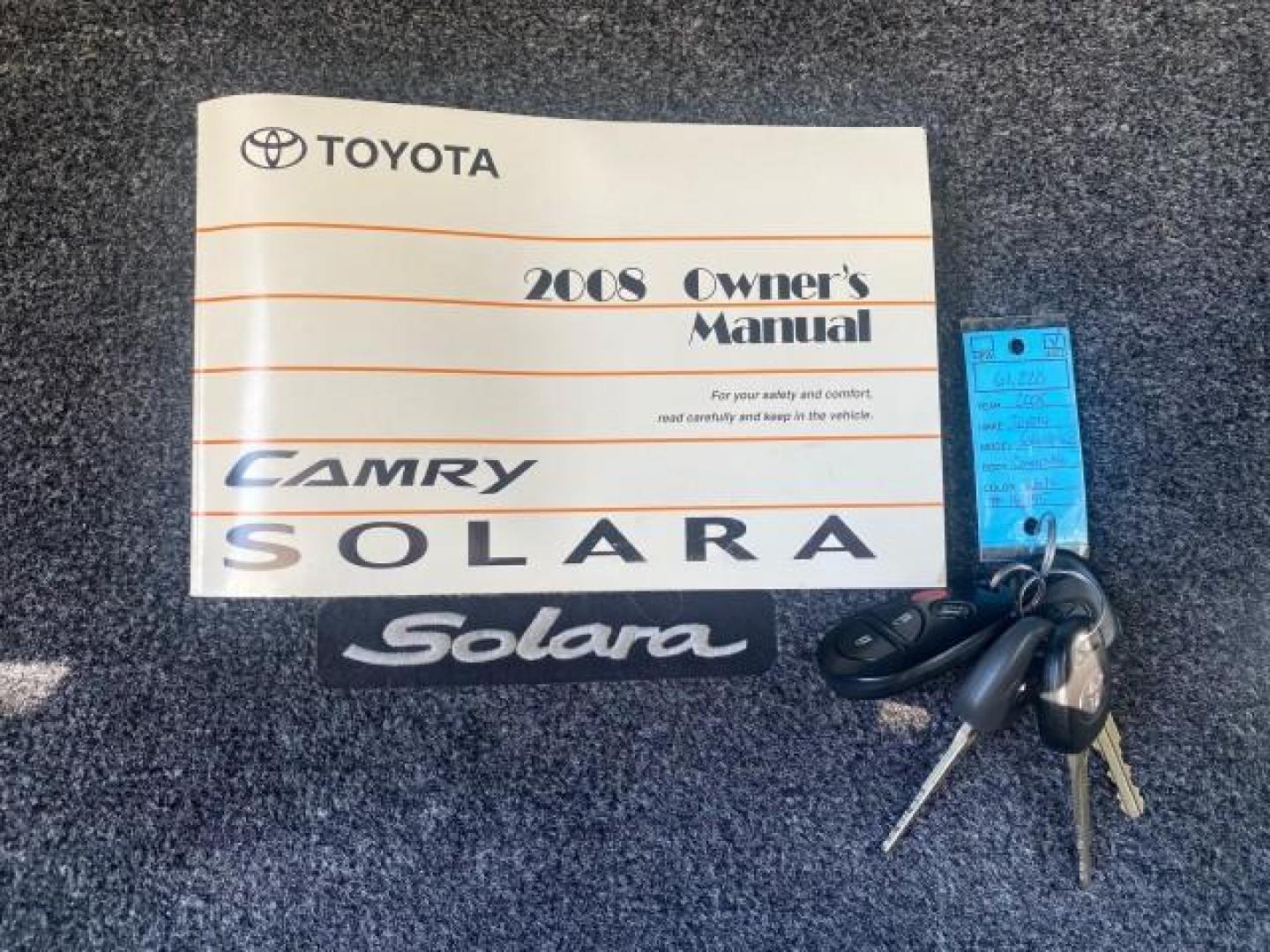 2008 Blizzard White Pearl /Ivory Toyota Camry Solara SLE 1 owner fl low miles 61,220 (4T1FA38P78U) with an 3.3L DOHC SMPI VVT-i 24-Valve V6 Engine engine, Automatic transmission, located at 4701 North Dixie Hwy, Pompano Beach, FL, 33064, (954) 422-2889, 26.240938, -80.123474 - OUR WEBPAGE FLORIDACARS1.COM HAS OVER 100 PHOTOS AND FREE CARFAX LINK 2008 TOYOTA CAMRY SOLARA SLE V6 PEARL WHITE IMMACULATE VIN: 4T1FA38P78U161195 4 T 1 F A 3 8 P 7 8 U 1 6 1 1 9 5 CONVERTIBLE 3.3L V6 F DOHC 24V 29 MPG GASOLINE FRONT WHEEL DRIVE Top Features Alloy Wheels Leather Seats Bluetooth Tec - Photo#23