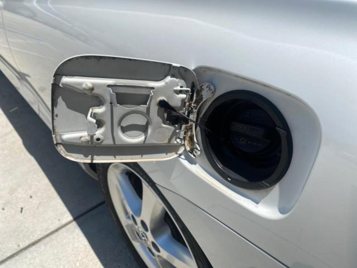 2008 Blizzard White Pearl /Ivory Toyota Camry Solara SLE 1 owner fl low miles 61,220 (4T1FA38P78U) with an 3.3L DOHC SMPI VVT-i 24-Valve V6 Engine engine, Automatic transmission, located at 4701 North Dixie Hwy, Pompano Beach, FL, 33064, (954) 422-2889, 26.240938, -80.123474 - OUR WEBPAGE FLORIDACARS1.COM HAS OVER 100 PHOTOS AND FREE CARFAX LINK 2008 TOYOTA CAMRY SOLARA SLE V6 PEARL WHITE IMMACULATE VIN: 4T1FA38P78U161195 4 T 1 F A 3 8 P 7 8 U 1 6 1 1 9 5 CONVERTIBLE 3.3L V6 F DOHC 24V 29 MPG GASOLINE FRONT WHEEL DRIVE Top Features Alloy Wheels Leather Seats Bluetooth Tec - Photo#64