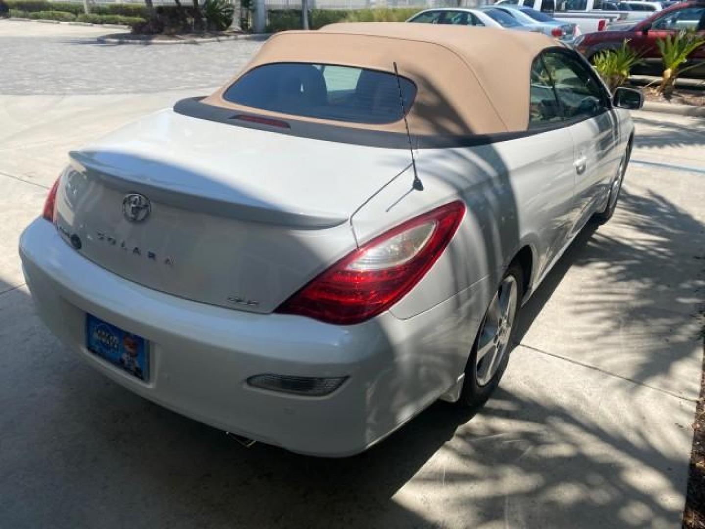 2008 Blizzard White Pearl /Ivory Toyota Camry Solara SLE 1 owner fl low miles 61,220 (4T1FA38P78U) with an 3.3L DOHC SMPI VVT-i 24-Valve V6 Engine engine, Automatic transmission, located at 4701 North Dixie Hwy, Pompano Beach, FL, 33064, (954) 422-2889, 26.240938, -80.123474 - OUR WEBPAGE FLORIDACARS1.COM HAS OVER 100 PHOTOS AND FREE CARFAX LINK 2008 TOYOTA CAMRY SOLARA SLE V6 PEARL WHITE IMMACULATE VIN: 4T1FA38P78U161195 4 T 1 F A 3 8 P 7 8 U 1 6 1 1 9 5 CONVERTIBLE 3.3L V6 F DOHC 24V 29 MPG GASOLINE FRONT WHEEL DRIVE Top Features Alloy Wheels Leather Seats Bluetooth Tec - Photo#69