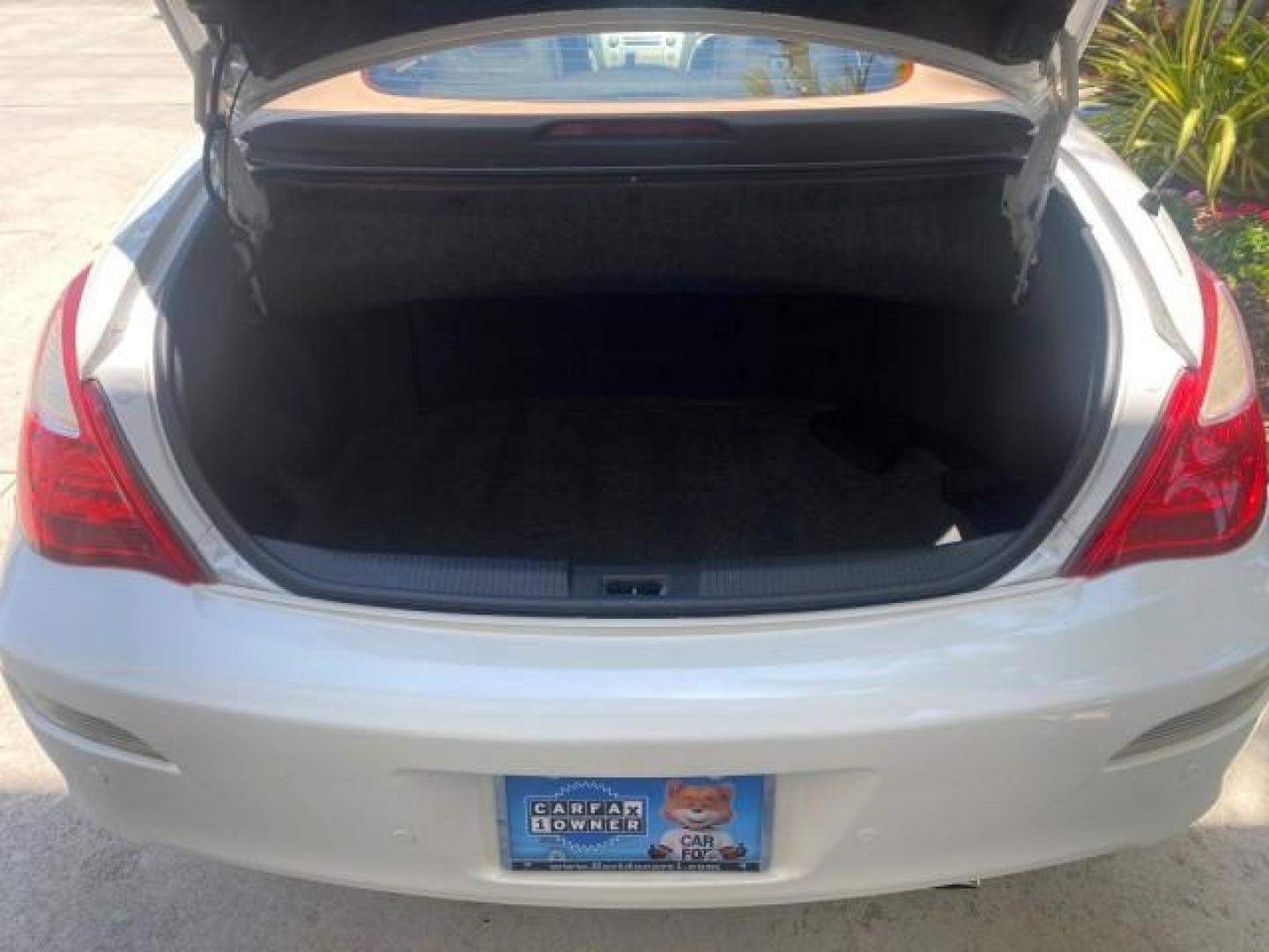 2008 Blizzard White Pearl /Ivory Toyota Camry Solara SLE 1 owner fl low miles 61,220 (4T1FA38P78U) with an 3.3L DOHC SMPI VVT-i 24-Valve V6 Engine engine, Automatic transmission, located at 4701 North Dixie Hwy, Pompano Beach, FL, 33064, (954) 422-2889, 26.240938, -80.123474 - OUR WEBPAGE FLORIDACARS1.COM HAS OVER 100 PHOTOS AND FREE CARFAX LINK 2008 TOYOTA CAMRY SOLARA SLE V6 PEARL WHITE IMMACULATE VIN: 4T1FA38P78U161195 4 T 1 F A 3 8 P 7 8 U 1 6 1 1 9 5 CONVERTIBLE 3.3L V6 F DOHC 24V 29 MPG GASOLINE FRONT WHEEL DRIVE Top Features Alloy Wheels Leather Seats Bluetooth Tec - Photo#74