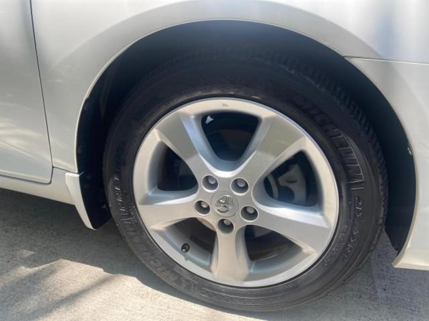 2008 Blizzard White Pearl /Ivory Toyota Camry Solara SLE 1 owner fl low miles 61,220 (4T1FA38P78U) with an 3.3L DOHC SMPI VVT-i 24-Valve V6 Engine engine, Automatic transmission, located at 4701 North Dixie Hwy, Pompano Beach, FL, 33064, (954) 422-2889, 26.240938, -80.123474 - OUR WEBPAGE FLORIDACARS1.COM HAS OVER 100 PHOTOS AND FREE CARFAX LINK 2008 TOYOTA CAMRY SOLARA SLE V6 PEARL WHITE IMMACULATE VIN: 4T1FA38P78U161195 4 T 1 F A 3 8 P 7 8 U 1 6 1 1 9 5 CONVERTIBLE 3.3L V6 F DOHC 24V 29 MPG GASOLINE FRONT WHEEL DRIVE Top Features Alloy Wheels Leather Seats Bluetooth Tec - Photo#92