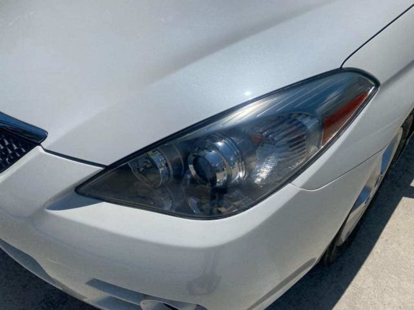 2008 Blizzard White Pearl /Ivory Toyota Camry Solara SLE 1 owner fl low miles 61,220 (4T1FA38P78U) with an 3.3L DOHC SMPI VVT-i 24-Valve V6 Engine engine, Automatic transmission, located at 4701 North Dixie Hwy, Pompano Beach, FL, 33064, (954) 422-2889, 26.240938, -80.123474 - OUR WEBPAGE FLORIDACARS1.COM HAS OVER 100 PHOTOS AND FREE CARFAX LINK 2008 TOYOTA CAMRY SOLARA SLE V6 PEARL WHITE IMMACULATE VIN: 4T1FA38P78U161195 4 T 1 F A 3 8 P 7 8 U 1 6 1 1 9 5 CONVERTIBLE 3.3L V6 F DOHC 24V 29 MPG GASOLINE FRONT WHEEL DRIVE Top Features Alloy Wheels Leather Seats Bluetooth Tec - Photo#98
