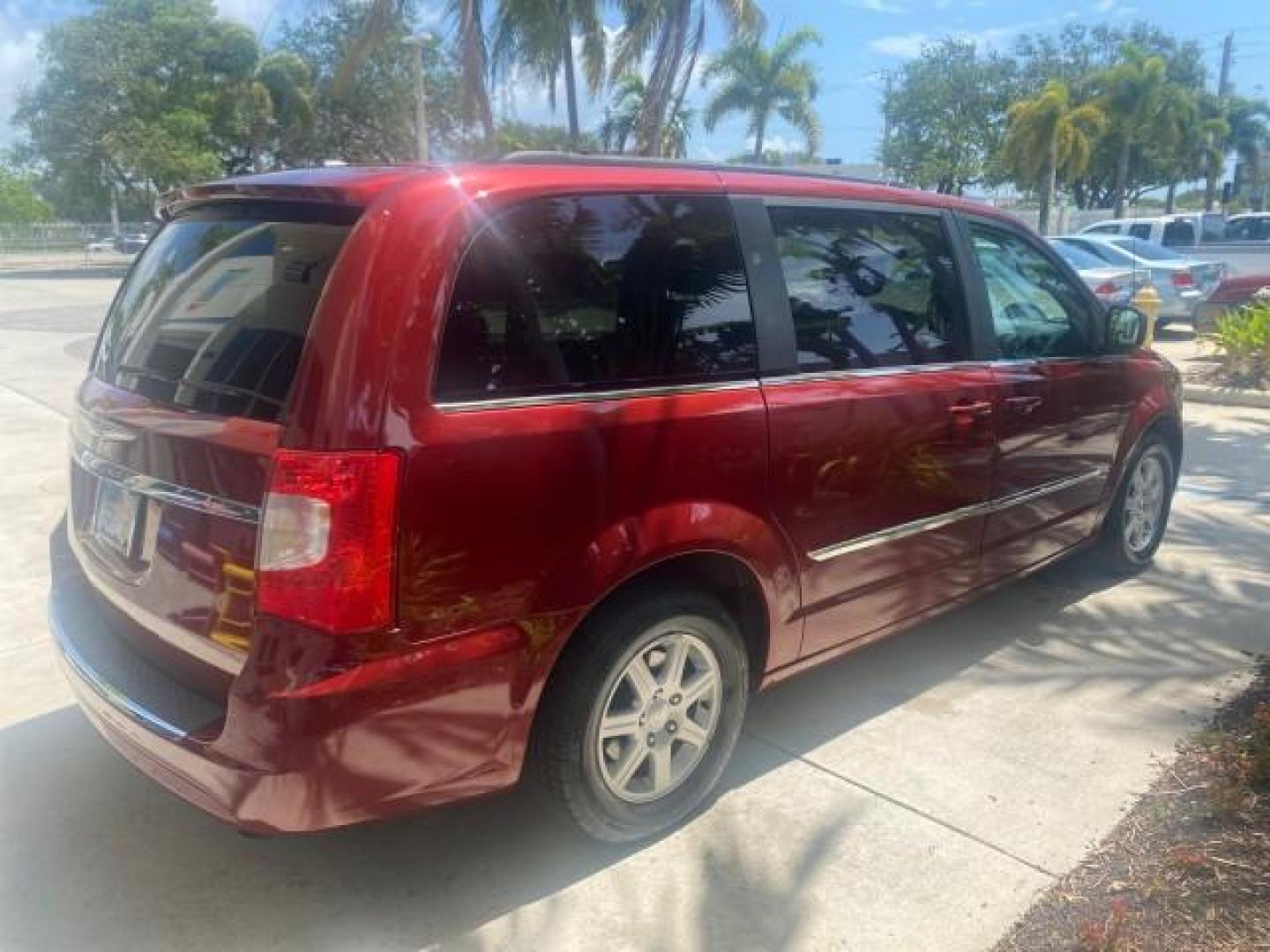 2012 Deep Cherry Red Crystal Pearl /Dark Frost Beige/Medium Frost Be Chrysler Town and Country 1 OWNER LOW MILES 58.406 (2C4RC1BG4CR) with an 3.6L V6 Cylinder Engine engine, Automatic transmission, located at 4701 North Dixie Hwy, Pompano Beach, FL, 33064, (954) 422-2889, 26.240938, -80.123474 - OUR WEBPAGE FLORIDACARS1.COM HAS OVER 100 PHOTOS AND FREE CARFAX LINK 2012 CHRYSLER TOWN AND COUNTRY TOURING VIN: 2C4RC1BG4CR189972 2 C 4 R C 1 B G 4 C R 1 8 9 9 7 2 VAN 3.6L V6 F DOHC 24V GASOLINE FRONT WHEEL DRIVE Top Features Alloy Wheels Rear Air Conditioning Bluetooth Technology Rear Entertainm - Photo#7