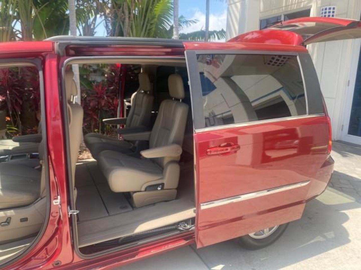 2012 Deep Cherry Red Crystal Pearl /Dark Frost Beige/Medium Frost Be Chrysler Town and Country 1 OWNER LOW MILES 58.406 (2C4RC1BG4CR) with an 3.6L V6 Cylinder Engine engine, Automatic transmission, located at 4701 North Dixie Hwy, Pompano Beach, FL, 33064, (954) 422-2889, 26.240938, -80.123474 - OUR WEBPAGE FLORIDACARS1.COM HAS OVER 100 PHOTOS AND FREE CARFAX LINK 2012 CHRYSLER TOWN AND COUNTRY TOURING VIN: 2C4RC1BG4CR189972 2 C 4 R C 1 B G 4 C R 1 8 9 9 7 2 VAN 3.6L V6 F DOHC 24V GASOLINE FRONT WHEEL DRIVE Top Features Alloy Wheels Rear Air Conditioning Bluetooth Technology Rear Entertainm - Photo#9