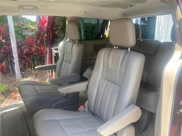 2012 Deep Cherry Red Crystal Pearl /Dark Frost Beige/Medium Frost Beige Interior Chrysler Town and Country 1 OWNER LOW MILES 58.411 (2C4RC1BG4CR) with an 3.6L V6 Cylinder Engine engine, Automatic transmission, located at 4701 North Dixie Hwy, Pompano Beach, FL, 33064, (954) 422-2889, 26.240938, -80.123474 - OUR WEBPAGE FLORIDACARS1.COM HAS OVER 100 PHOTOS AND FREE CARFAX LINK 2012 CHRYSLER TOWN AND COUNTRY TOURING VIN: 2C4RC1BG4CR189972 2 C 4 R C 1 B G 4 C R 1 8 9 9 7 2 VAN 3.6L V6 F DOHC 24V GASOLINE FRONT WHEEL DRIVE Top Features Alloy Wheels Rear Air Conditioning Bluetooth Technology Rear Entertainm - Photo#14