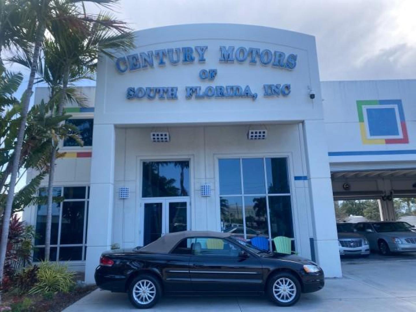 2002 Black /Sandstone Chrysler Sebring LXI 1 OWNER FL LOW MILES 22,632 (1C3EL55R32N) with an 2.7L MFI DOHC 24-Valve V6 Engine engine, Automatic transmission, located at 4701 North Dixie Hwy, Pompano Beach, FL, 33064, (954) 422-2889, 26.240938, -80.123474 - OUR WEBPAGE FLORIDACARS1.COM HAS OVER 100 PHOTOS AND FREE CARFAX LINK 2002 CHRYSLER SEBRING LXI VIN: 1C3EL55R32N294537 1 C 3 E L 5 5 R 3 2 N 2 9 4 5 3 7 CONVERTIBLE 2.7L V6 F DOHC GASOLINE FRONT WHEEL DRIVE Top Features Alloy Wheels Soft Top Cloth Seats Sunroof(s) Basic Features AM/FM Stereo CD Audi - Photo#0
