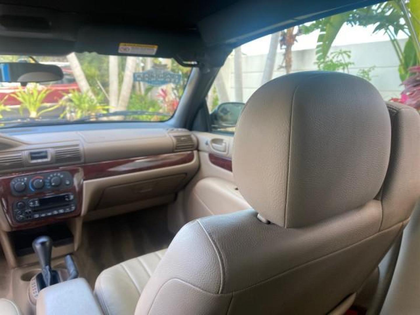 2002 Black /Sandstone Chrysler Sebring LXI 1 OWNER FL LOW MILES 22,632 (1C3EL55R32N) with an 2.7L MFI DOHC 24-Valve V6 Engine engine, Automatic transmission, located at 4701 North Dixie Hwy, Pompano Beach, FL, 33064, (954) 422-2889, 26.240938, -80.123474 - OUR WEBPAGE FLORIDACARS1.COM HAS OVER 100 PHOTOS AND FREE CARFAX LINK 2002 CHRYSLER SEBRING LXI VIN: 1C3EL55R32N294537 1 C 3 E L 5 5 R 3 2 N 2 9 4 5 3 7 CONVERTIBLE 2.7L V6 F DOHC GASOLINE FRONT WHEEL DRIVE Top Features Alloy Wheels Soft Top Cloth Seats Sunroof(s) Basic Features AM/FM Stereo CD Audi - Photo#63