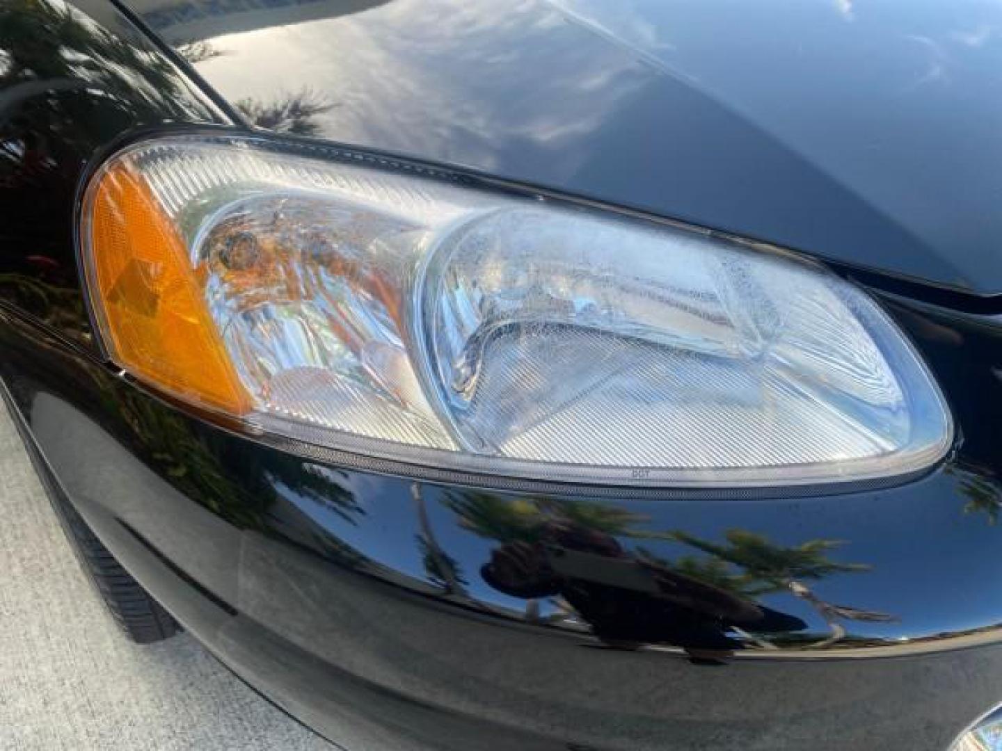 2002 Black /Sandstone Chrysler Sebring LXI 1 OWNER FL LOW MILES 22,632 (1C3EL55R32N) with an 2.7L MFI DOHC 24-Valve V6 Engine engine, Automatic transmission, located at 4701 North Dixie Hwy, Pompano Beach, FL, 33064, (954) 422-2889, 26.240938, -80.123474 - OUR WEBPAGE FLORIDACARS1.COM HAS OVER 100 PHOTOS AND FREE CARFAX LINK 2002 CHRYSLER SEBRING LXI VIN: 1C3EL55R32N294537 1 C 3 E L 5 5 R 3 2 N 2 9 4 5 3 7 CONVERTIBLE 2.7L V6 F DOHC GASOLINE FRONT WHEEL DRIVE Top Features Alloy Wheels Soft Top Cloth Seats Sunroof(s) Basic Features AM/FM Stereo CD Audi - Photo#92