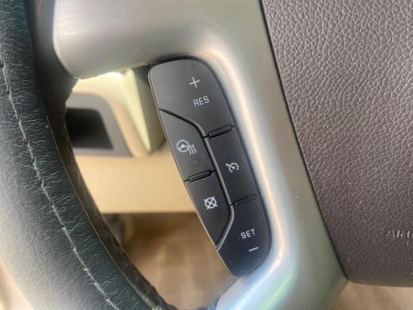 2013 White Diamond Tricoat /Cashmere w/Cocoa Accents Cadillac Escalade Luxury 1 OWNER LOW MILES 68,274 (1GYS3BEF3DR) with an 6.2L Vortec 1000 V8 SFI E85 Engine engine, Automatic transmission, located at 4701 North Dixie Hwy, Pompano Beach, FL, 33064, (954) 422-2889, 26.240938, -80.123474 - OUR WEBPAGE FLORIDACARS1.COM HAS OVER 100 PHOTOS AND FREE CARFAX LINK 2013 CADILLAC ESCALADE LUXURY $ 69,785 NEW 1 G Y S 3 B E F 3 D R 1 6 0 5 8 6 4 DOOR WAGON/SPORT UTILITY 6.2L V8 F OHV 16V FLEX FUEL REAR WHEEL DRIVE Top Features 20 Inch Plus Wheels Parking Sensors A/C Seat(s) Power Hatch/Deck Lid - Photo#37