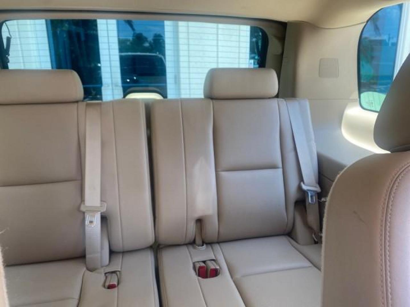 2013 White Diamond Tricoat /Cashmere w/Cocoa Accents Cadillac Escalade Luxury 1 OWNER LOW MILES 68,274 (1GYS3BEF3DR) with an 6.2L Vortec 1000 V8 SFI E85 Engine engine, Automatic transmission, located at 4701 North Dixie Hwy, Pompano Beach, FL, 33064, (954) 422-2889, 26.240938, -80.123474 - OUR WEBPAGE FLORIDACARS1.COM HAS OVER 100 PHOTOS AND FREE CARFAX LINK 2013 CADILLAC ESCALADE LUXURY $ 69,785 NEW 1 G Y S 3 B E F 3 D R 1 6 0 5 8 6 4 DOOR WAGON/SPORT UTILITY 6.2L V8 F OHV 16V FLEX FUEL REAR WHEEL DRIVE Top Features 20 Inch Plus Wheels Parking Sensors A/C Seat(s) Power Hatch/Deck Lid - Photo#68