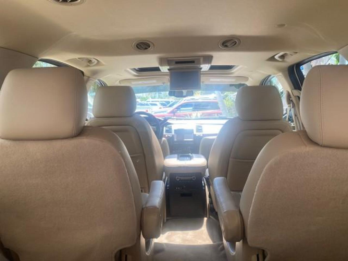 2013 White Diamond Tricoat /Cashmere w/Cocoa Accents Cadillac Escalade Luxury 1 OWNER LOW MILES 68,274 (1GYS3BEF3DR) with an 6.2L Vortec 1000 V8 SFI E85 Engine engine, Automatic transmission, located at 4701 North Dixie Hwy, Pompano Beach, FL, 33064, (954) 422-2889, 26.240938, -80.123474 - OUR WEBPAGE FLORIDACARS1.COM HAS OVER 100 PHOTOS AND FREE CARFAX LINK 2013 CADILLAC ESCALADE LUXURY $ 69,785 NEW 1 G Y S 3 B E F 3 D R 1 6 0 5 8 6 4 DOOR WAGON/SPORT UTILITY 6.2L V8 F OHV 16V FLEX FUEL REAR WHEEL DRIVE Top Features 20 Inch Plus Wheels Parking Sensors A/C Seat(s) Power Hatch/Deck Lid - Photo#84