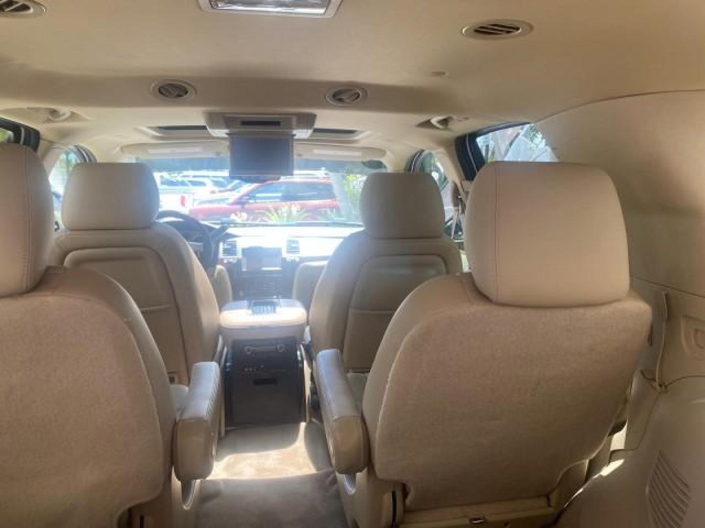 2013 White Diamond Tricoat /Cashmere w/Cocoa Accents Cadillac Escalade Luxury 1 OWNER LOW MILES 68,274 (1GYS3BEF3DR) with an 6.2L Vortec 1000 V8 SFI E85 Engine engine, Automatic transmission, located at 4701 North Dixie Hwy, Pompano Beach, FL, 33064, (954) 422-2889, 26.240938, -80.123474 - OUR WEBPAGE FLORIDACARS1.COM HAS OVER 100 PHOTOS AND FREE CARFAX LINK 2013 CADILLAC ESCALADE LUXURY $ 69,785 NEW 1 G Y S 3 B E F 3 D R 1 6 0 5 8 6 4 DOOR WAGON/SPORT UTILITY 6.2L V8 F OHV 16V FLEX FUEL REAR WHEEL DRIVE Top Features 20 Inch Plus Wheels Parking Sensors A/C Seat(s) Power Hatch/Deck Lid - Photo#86