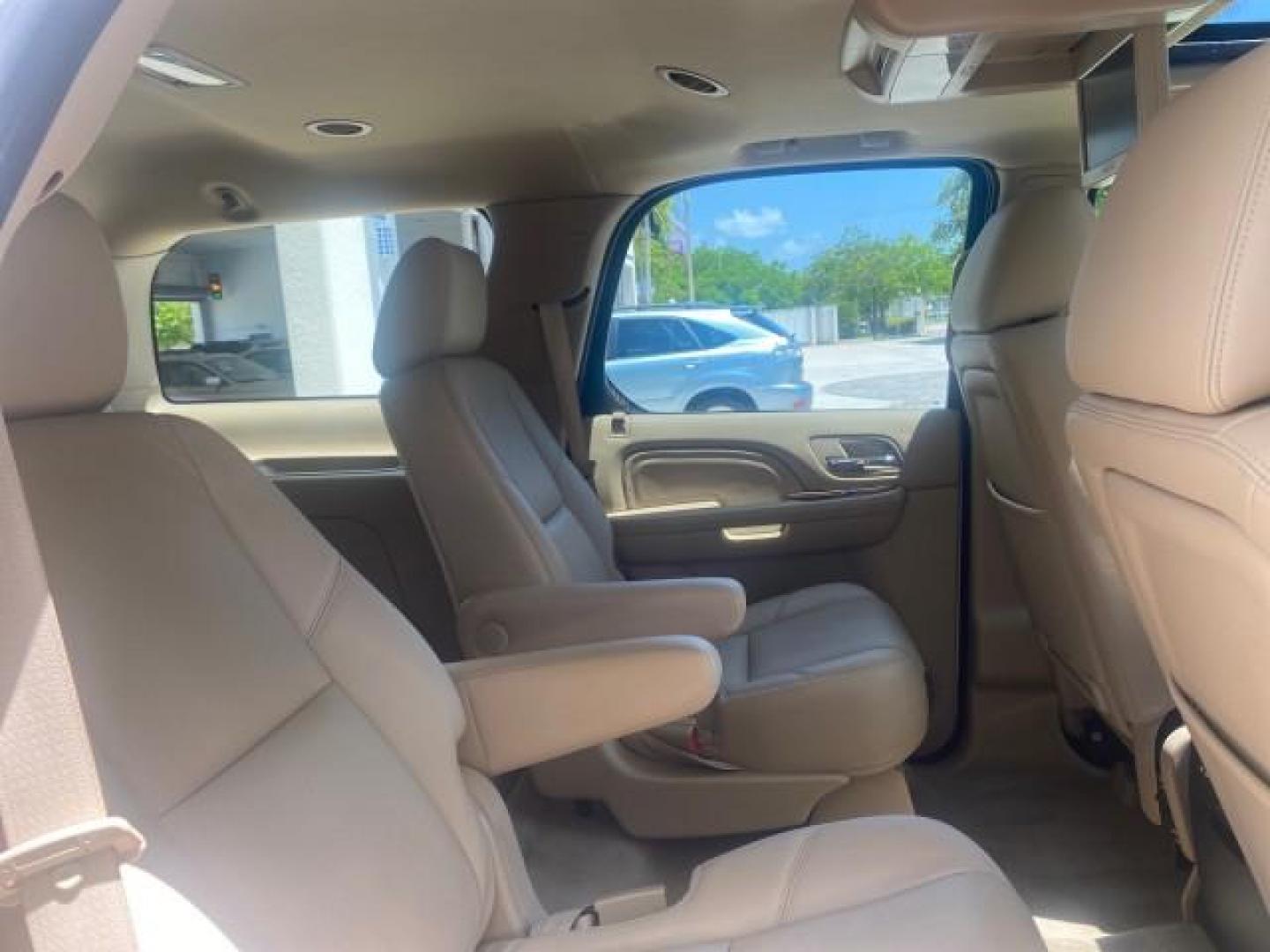 2013 White Diamond Tricoat /Cashmere w/Cocoa Accents Cadillac Escalade Luxury 1 OWNER LOW MILES 68,274 (1GYS3BEF3DR) with an 6.2L Vortec 1000 V8 SFI E85 Engine engine, Automatic transmission, located at 4701 North Dixie Hwy, Pompano Beach, FL, 33064, (954) 422-2889, 26.240938, -80.123474 - OUR WEBPAGE FLORIDACARS1.COM HAS OVER 100 PHOTOS AND FREE CARFAX LINK 2013 CADILLAC ESCALADE LUXURY $ 69,785 NEW 1 G Y S 3 B E F 3 D R 1 6 0 5 8 6 4 DOOR WAGON/SPORT UTILITY 6.2L V8 F OHV 16V FLEX FUEL REAR WHEEL DRIVE Top Features 20 Inch Plus Wheels Parking Sensors A/C Seat(s) Power Hatch/Deck Lid - Photo#93