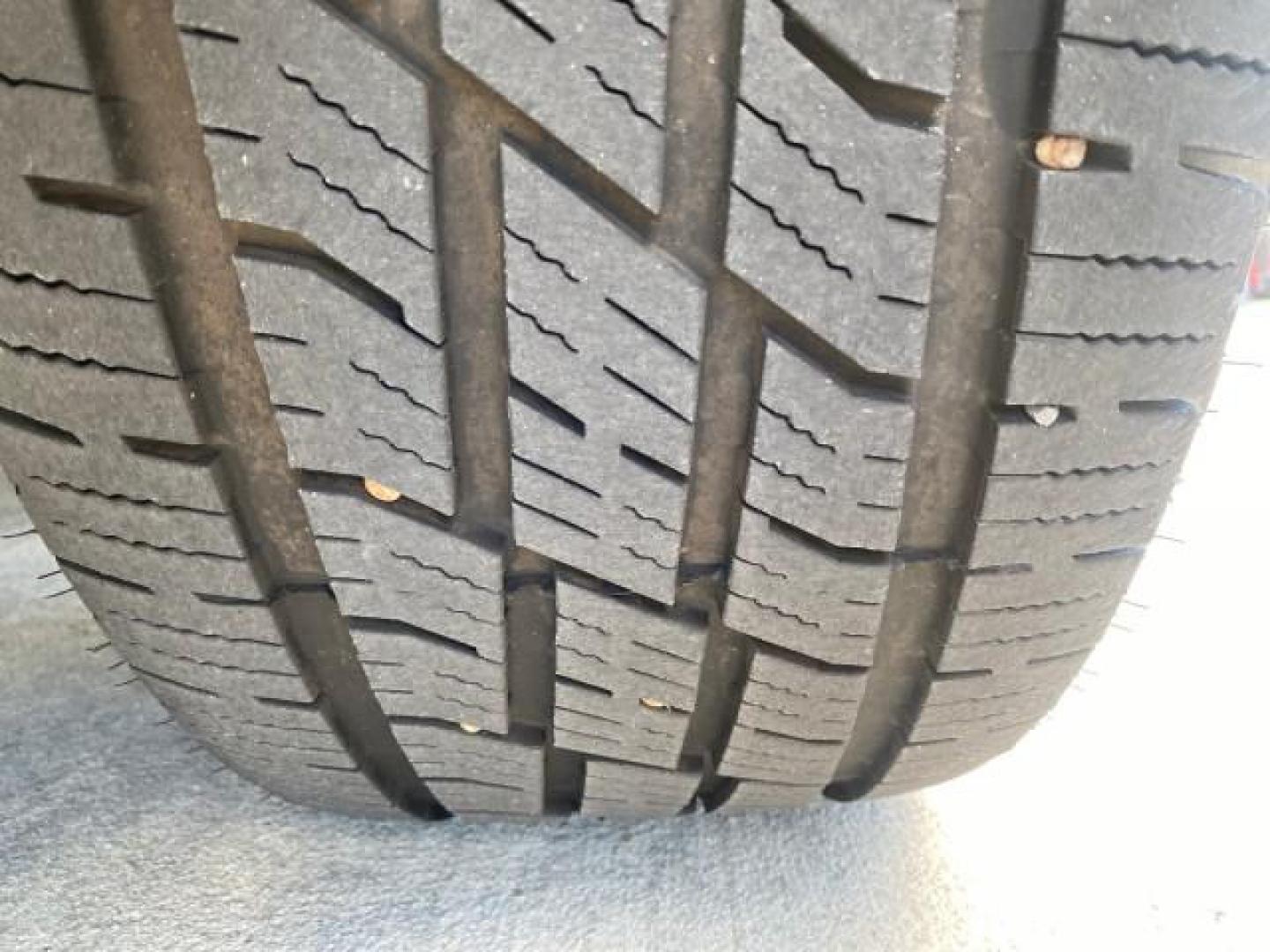 2013 White Diamond Tricoat /Cashmere w/Cocoa Accents Cadillac Escalade Luxury 1 OWNER LOW MILES 70,251 (1GYS3BEF3DR) with an 6.2L Vortec 1000 V8 SFI E85 Engine engine, Automatic transmission, located at 4701 North Dixie Hwy, Pompano Beach, FL, 33064, (954) 422-2889, 26.240938, -80.123474 - OUR WEBPAGE FLORIDACARS1.COM HAS OVER 100 PHOTOS AND FREE CARFAX LINK 2013 CADILLAC ESCALADE LUXURY $ 69,785 NEW 1 G Y S 3 B E F 3 D R 1 6 0 5 8 6 4 DOOR WAGON/SPORT UTILITY 6.2L V8 F OHV 16V FLEX FUEL REAR WHEEL DRIVE Top Features 20 Inch Plus Wheels Parking Sensors A/C Seat(s) Power Hatch/Deck Lid - Photo#20