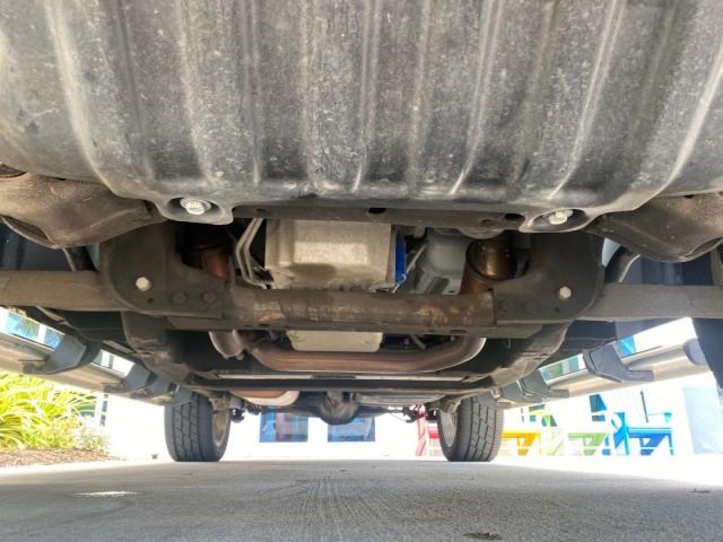 2013 White Diamond Tricoat /Cashmere w/Cocoa Accents Cadillac Escalade Luxury 1 OWNER LOW MILES 70,251 (1GYS3BEF3DR) with an 6.2L Vortec 1000 V8 SFI E85 Engine engine, Automatic transmission, located at 4701 North Dixie Hwy, Pompano Beach, FL, 33064, (954) 422-2889, 26.240938, -80.123474 - OUR WEBPAGE FLORIDACARS1.COM HAS OVER 100 PHOTOS AND FREE CARFAX LINK 2013 CADILLAC ESCALADE LUXURY $ 69,785 NEW 1 G Y S 3 B E F 3 D R 1 6 0 5 8 6 4 DOOR WAGON/SPORT UTILITY 6.2L V8 F OHV 16V FLEX FUEL REAR WHEEL DRIVE Top Features 20 Inch Plus Wheels Parking Sensors A/C Seat(s) Power Hatch/Deck Lid - Photo#21