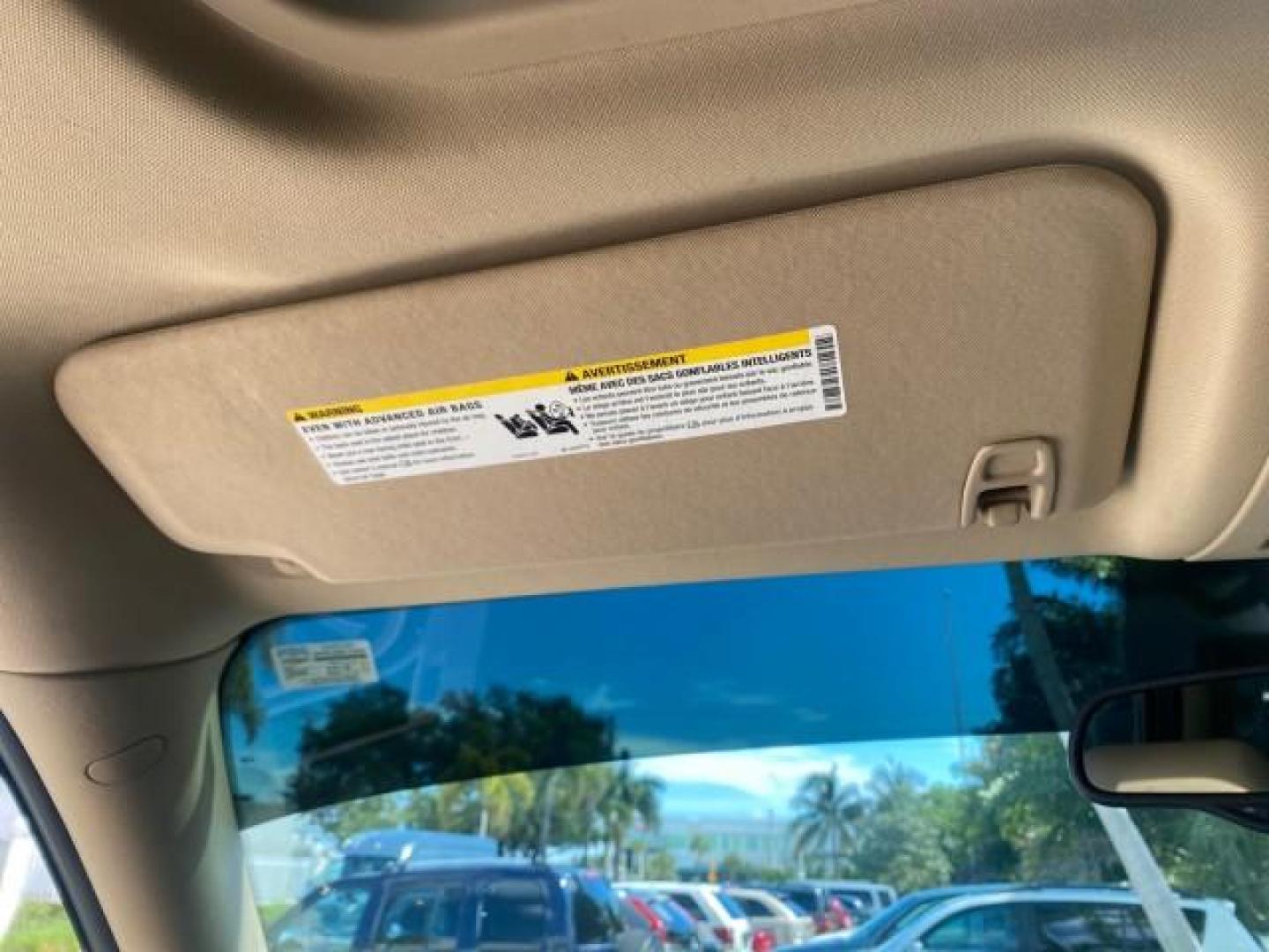 2013 White Diamond Tricoat /Cashmere w/Cocoa Accents Cadillac Escalade Luxury 1 OWNER LOW MILES 70,251 (1GYS3BEF3DR) with an 6.2L Vortec 1000 V8 SFI E85 Engine engine, Automatic transmission, located at 4701 North Dixie Hwy, Pompano Beach, FL, 33064, (954) 422-2889, 26.240938, -80.123474 - OUR WEBPAGE FLORIDACARS1.COM HAS OVER 100 PHOTOS AND FREE CARFAX LINK 2013 CADILLAC ESCALADE LUXURY $ 69,785 NEW 1 G Y S 3 B E F 3 D R 1 6 0 5 8 6 4 DOOR WAGON/SPORT UTILITY 6.2L V8 F OHV 16V FLEX FUEL REAR WHEEL DRIVE Top Features 20 Inch Plus Wheels Parking Sensors A/C Seat(s) Power Hatch/Deck Lid - Photo#68