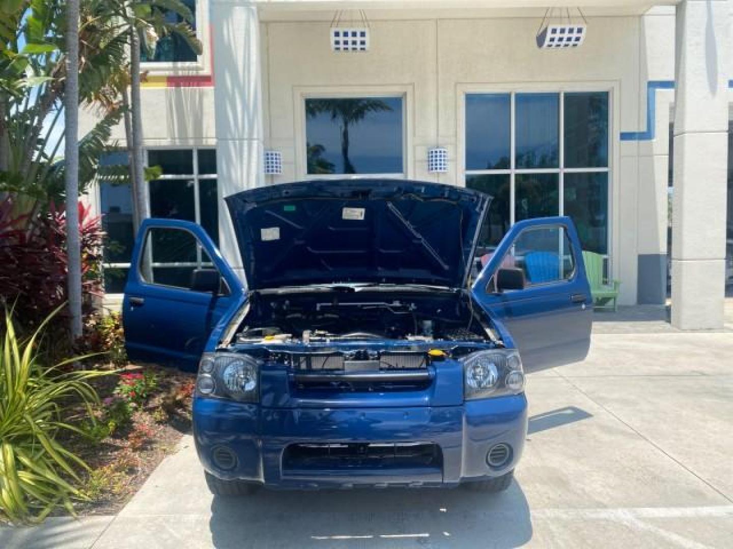 2002 Electric Blue Metallic /Gray Nissan Frontier 2WD XE FL LOW MILES 73,028 (1N6DD26S92C) with an 2.4L DOHC SMPI 16-Valve 4-Cyl Engine engine, Automatic transmission, located at 4701 North Dixie Hwy, Pompano Beach, FL, 33064, (954) 422-2889, 26.240938, -80.123474 - OUR WEBPAGE FLORIDACARS1.COM HAS OVER 100 PHOTOS AND FREE CARFAX LINK 2002 NISSAN FRONTIER XE VIN: 1N6DD26S92C366273 1 N 6 D D 2 6 S 9 2 C 3 6 6 2 7 3 CLUB CAB PICKUP 2.4L I4 F DOHC 16V GASOLINE REAR WHEEL DRIVE Top Features Alloy Wheels Cloth Seats Bed Liner Basic Features ABS Brakes Air Conditioni - Photo#16