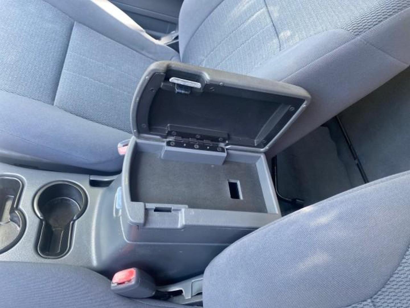 2002 Electric Blue Metallic /Gray Nissan Frontier 2WD XE FL LOW MILES 73,028 (1N6DD26S92C) with an 2.4L DOHC SMPI 16-Valve 4-Cyl Engine engine, Automatic transmission, located at 4701 North Dixie Hwy, Pompano Beach, FL, 33064, (954) 422-2889, 26.240938, -80.123474 - OUR WEBPAGE FLORIDACARS1.COM HAS OVER 100 PHOTOS AND FREE CARFAX LINK 2002 NISSAN FRONTIER XE VIN: 1N6DD26S92C366273 1 N 6 D D 2 6 S 9 2 C 3 6 6 2 7 3 CLUB CAB PICKUP 2.4L I4 F DOHC 16V GASOLINE REAR WHEEL DRIVE Top Features Alloy Wheels Cloth Seats Bed Liner Basic Features ABS Brakes Air Conditioni - Photo#52