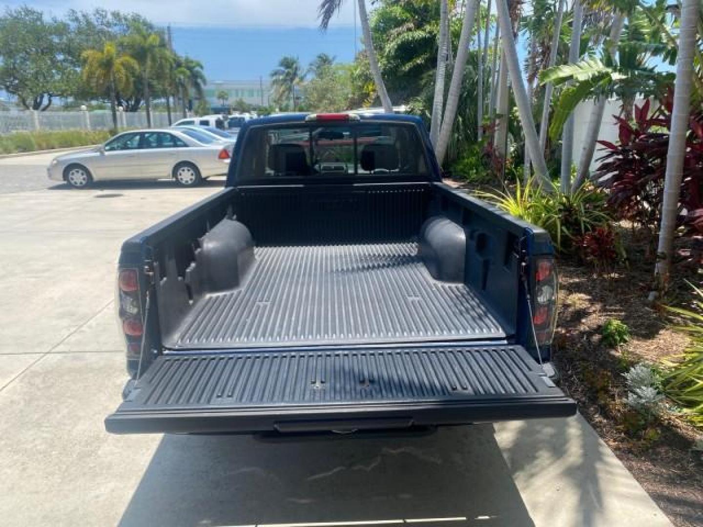 2002 Electric Blue Metallic /Gray Nissan Frontier 2WD XE FL LOW MILES 73,028 (1N6DD26S92C) with an 2.4L DOHC SMPI 16-Valve 4-Cyl Engine engine, Automatic transmission, located at 4701 North Dixie Hwy, Pompano Beach, FL, 33064, (954) 422-2889, 26.240938, -80.123474 - OUR WEBPAGE FLORIDACARS1.COM HAS OVER 100 PHOTOS AND FREE CARFAX LINK 2002 NISSAN FRONTIER XE VIN: 1N6DD26S92C366273 1 N 6 D D 2 6 S 9 2 C 3 6 6 2 7 3 CLUB CAB PICKUP 2.4L I4 F DOHC 16V GASOLINE REAR WHEEL DRIVE Top Features Alloy Wheels Cloth Seats Bed Liner Basic Features ABS Brakes Air Conditioni - Photo#73