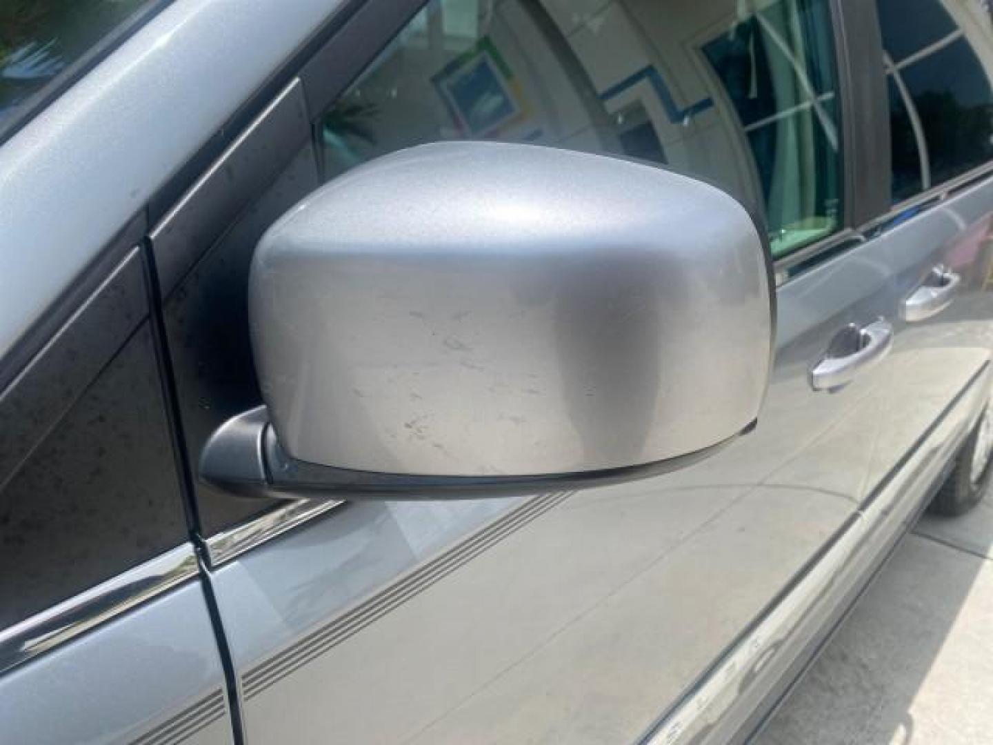 2014 Billet Silver Metallic Clearcoat /Black/Light Graystone Chrysler Town and Country Touring LOW MILES ONLY 46.298 (2C4RC1BG3ER) with an 3.6L V6 Cylinder Engine engine, Automatic transmission, located at 4701 North Dixie Hwy, Pompano Beach, FL, 33064, (954) 422-2889, 26.240938, -80.123474 - OUR WEBPAGE FLORIDACARS1.COM HAS OVER 100 PHOTOS AND FREE CARFAX LINK 2014 CHRYSLER TOWN AND COUNTRY TOURING VIN: 2C4RC1BG3ER206943 2 C 4 R C 1 B G 3 E R 2 0 6 9 4 3 VAN 3.6L V6 F DOHC 24V GASOLINE FRONT WHEEL DRIVE Top Features Alloy Wheels Rear Air Conditioning Bluetooth Technology Rear Entertainm - Photo#30