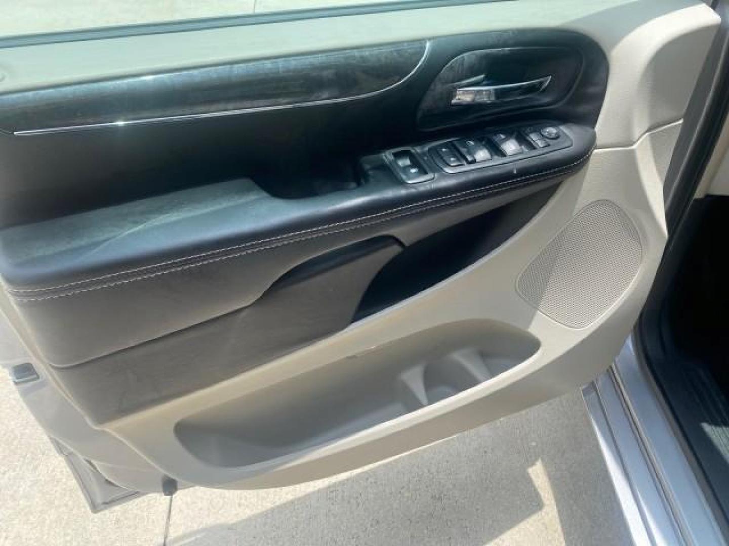 2014 Billet Silver Metallic Clearcoat /Black/Light Graystone Chrysler Town and Country Touring LOW MILES ONLY 46.298 (2C4RC1BG3ER) with an 3.6L V6 Cylinder Engine engine, Automatic transmission, located at 4701 North Dixie Hwy, Pompano Beach, FL, 33064, (954) 422-2889, 26.240938, -80.123474 - OUR WEBPAGE FLORIDACARS1.COM HAS OVER 100 PHOTOS AND FREE CARFAX LINK 2014 CHRYSLER TOWN AND COUNTRY TOURING VIN: 2C4RC1BG3ER206943 2 C 4 R C 1 B G 3 E R 2 0 6 9 4 3 VAN 3.6L V6 F DOHC 24V GASOLINE FRONT WHEEL DRIVE Top Features Alloy Wheels Rear Air Conditioning Bluetooth Technology Rear Entertainm - Photo#31