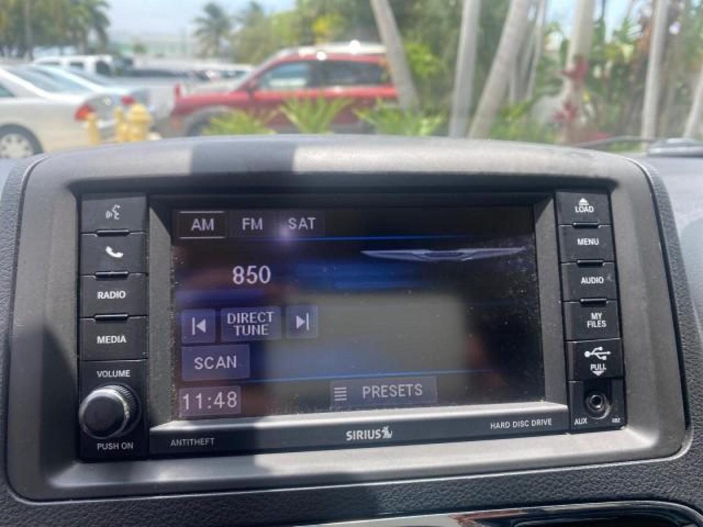 2014 Billet Silver Metallic Clearcoat /Black/Light Graystone Chrysler Town and Country Touring LOW MILES ONLY 46.298 (2C4RC1BG3ER) with an 3.6L V6 Cylinder Engine engine, Automatic transmission, located at 4701 North Dixie Hwy, Pompano Beach, FL, 33064, (954) 422-2889, 26.240938, -80.123474 - OUR WEBPAGE FLORIDACARS1.COM HAS OVER 100 PHOTOS AND FREE CARFAX LINK 2014 CHRYSLER TOWN AND COUNTRY TOURING VIN: 2C4RC1BG3ER206943 2 C 4 R C 1 B G 3 E R 2 0 6 9 4 3 VAN 3.6L V6 F DOHC 24V GASOLINE FRONT WHEEL DRIVE Top Features Alloy Wheels Rear Air Conditioning Bluetooth Technology Rear Entertainm - Photo#45