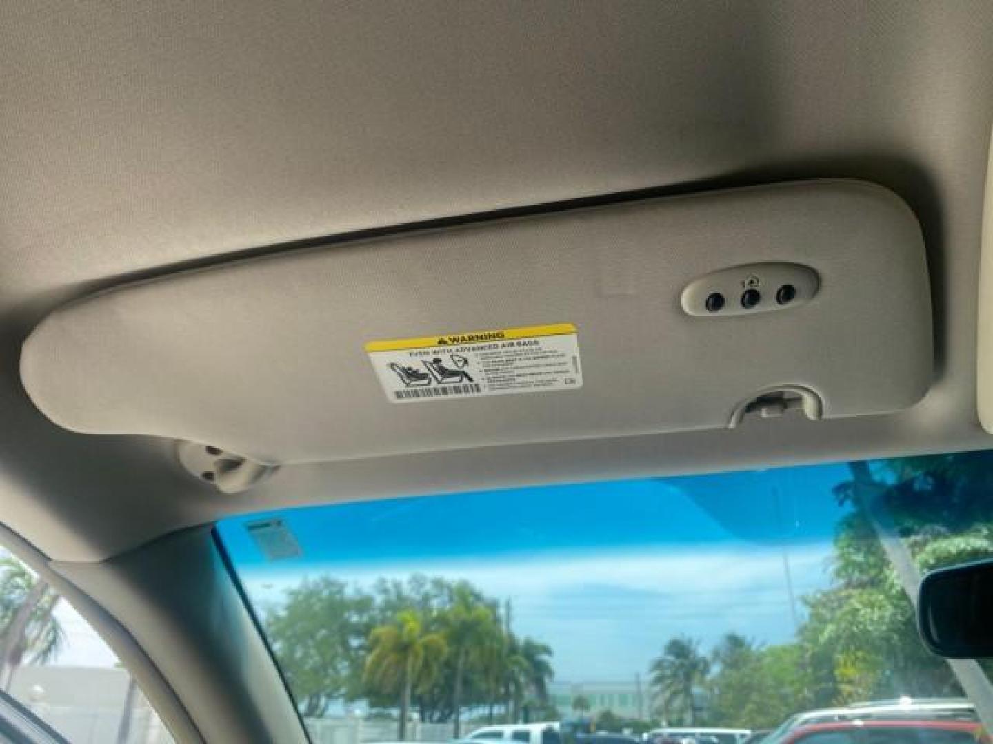 2014 Billet Silver Metallic Clearcoat /Black/Light Graystone Chrysler Town and Country Touring LOW MILES ONLY 46.298 (2C4RC1BG3ER) with an 3.6L V6 Cylinder Engine engine, Automatic transmission, located at 4701 North Dixie Hwy, Pompano Beach, FL, 33064, (954) 422-2889, 26.240938, -80.123474 - OUR WEBPAGE FLORIDACARS1.COM HAS OVER 100 PHOTOS AND FREE CARFAX LINK 2014 CHRYSLER TOWN AND COUNTRY TOURING VIN: 2C4RC1BG3ER206943 2 C 4 R C 1 B G 3 E R 2 0 6 9 4 3 VAN 3.6L V6 F DOHC 24V GASOLINE FRONT WHEEL DRIVE Top Features Alloy Wheels Rear Air Conditioning Bluetooth Technology Rear Entertainm - Photo#51