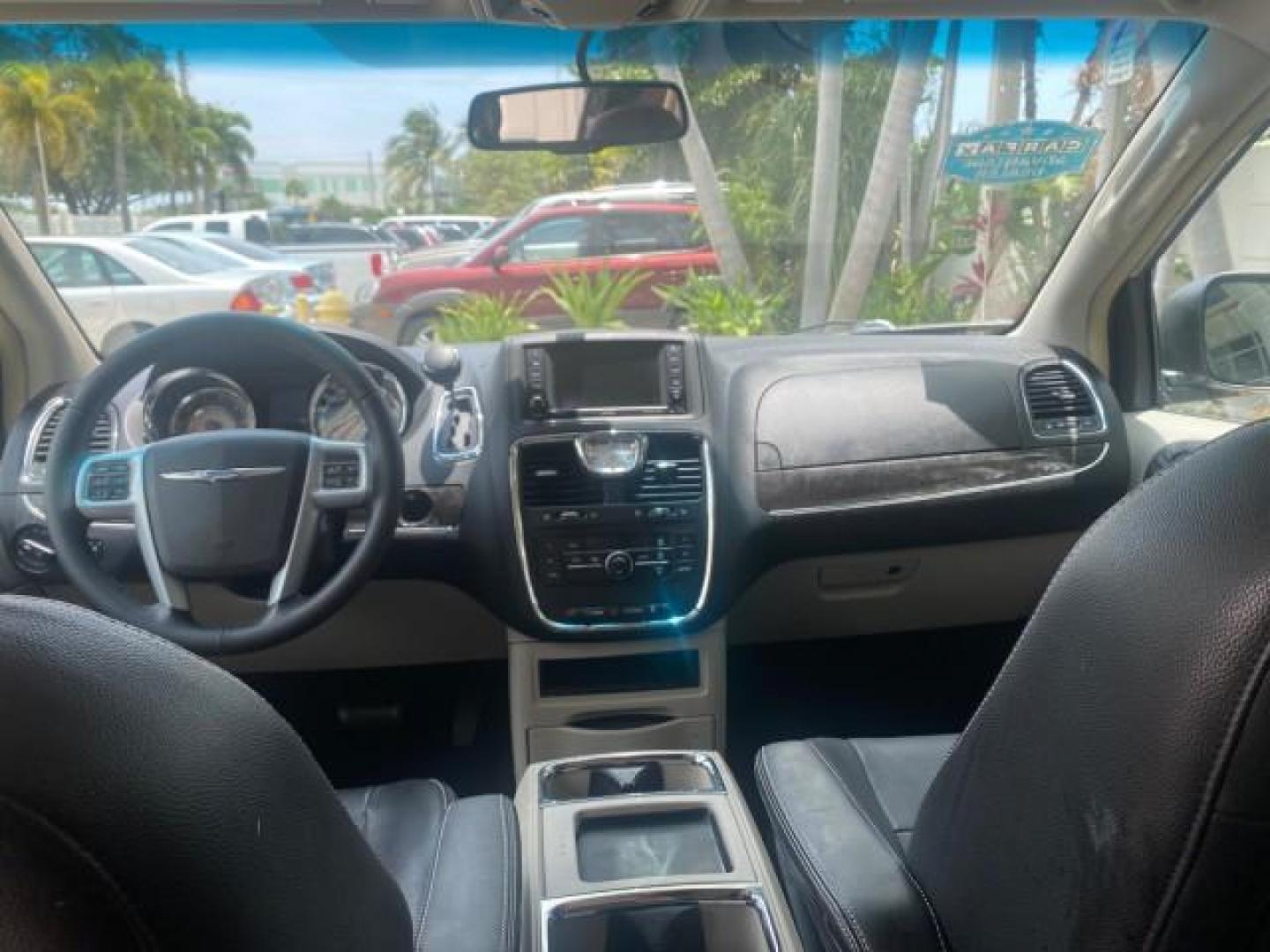 2014 Billet Silver Metallic Clearcoat /Black/Light Graystone Chrysler Town and Country Touring LOW MILES ONLY 46.298 (2C4RC1BG3ER) with an 3.6L V6 Cylinder Engine engine, Automatic transmission, located at 4701 North Dixie Hwy, Pompano Beach, FL, 33064, (954) 422-2889, 26.240938, -80.123474 - OUR WEBPAGE FLORIDACARS1.COM HAS OVER 100 PHOTOS AND FREE CARFAX LINK 2014 CHRYSLER TOWN AND COUNTRY TOURING VIN: 2C4RC1BG3ER206943 2 C 4 R C 1 B G 3 E R 2 0 6 9 4 3 VAN 3.6L V6 F DOHC 24V GASOLINE FRONT WHEEL DRIVE Top Features Alloy Wheels Rear Air Conditioning Bluetooth Technology Rear Entertainm - Photo#61