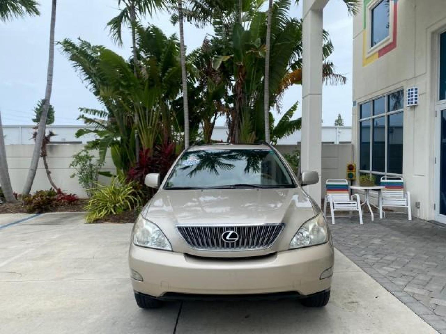 2007 Savannah Metallic /Ivory Lexus RX 350 1 OWNER FLORIDA LOW MILES 83,334 (2T2GK31U47C) with an 3.5L DOHC SMPI 24-Valve V6 Engine engine, Automatic transmission, located at 4701 North Dixie Hwy, Pompano Beach, FL, 33064, (954) 422-2889, 26.240938, -80.123474 - OUR WEBPAGE FLORIDACARS1.COM HAS OVER 100 PHOTOS AND FREE CARFAX LINK 2007 LEXUS RX 350 $ 44,790 NEW VIN: 2T2GK31U47C004222 2 T 2 G K 3 1 U 4 7 C 0 0 4 2 2 2 4 DOOR WAGON/SPORT UTILITY 3.5L V6 F DOHC 24V GASOLINE FRONT WHEEL DRIVE Top Features Alloy Wheels Leather Seats Memory Seat(s) Power Hatch/De - Photo#2