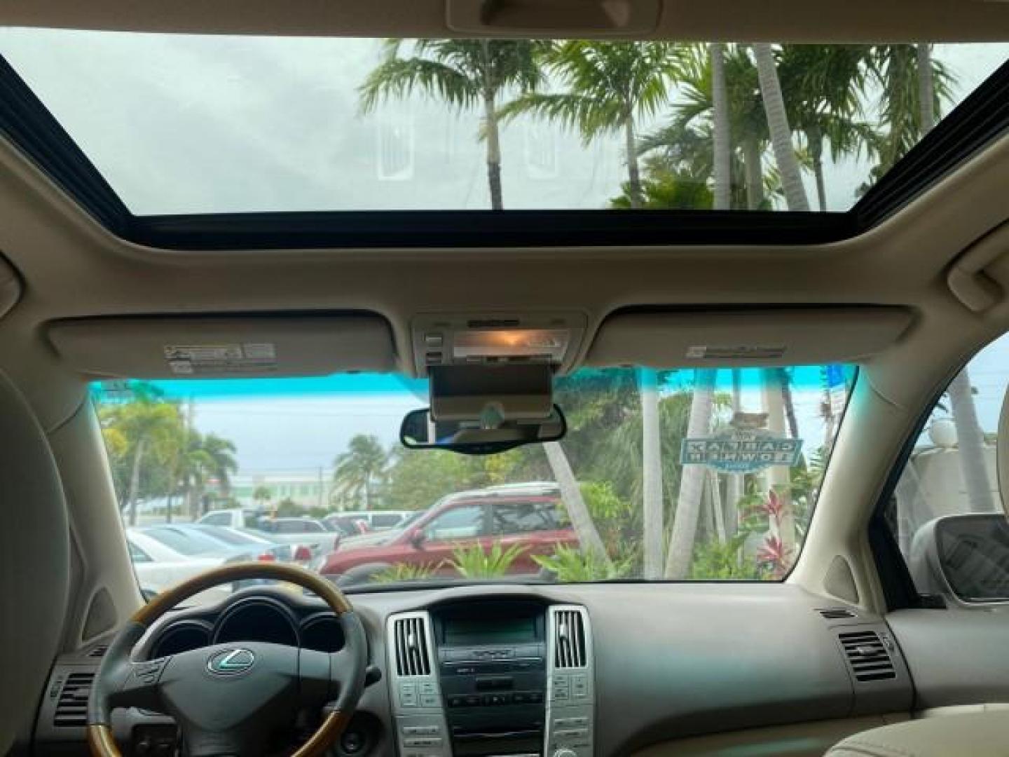 2007 Savannah Metallic /Ivory Lexus RX 350 1 OWNER FLORIDA LOW MILES 83,334 (2T2GK31U47C) with an 3.5L DOHC SMPI 24-Valve V6 Engine engine, Automatic transmission, located at 4701 North Dixie Hwy, Pompano Beach, FL, 33064, (954) 422-2889, 26.240938, -80.123474 - OUR WEBPAGE FLORIDACARS1.COM HAS OVER 100 PHOTOS AND FREE CARFAX LINK 2007 LEXUS RX 350 $ 44,790 NEW VIN: 2T2GK31U47C004222 2 T 2 G K 3 1 U 4 7 C 0 0 4 2 2 2 4 DOOR WAGON/SPORT UTILITY 3.5L V6 F DOHC 24V GASOLINE FRONT WHEEL DRIVE Top Features Alloy Wheels Leather Seats Memory Seat(s) Power Hatch/De - Photo#68
