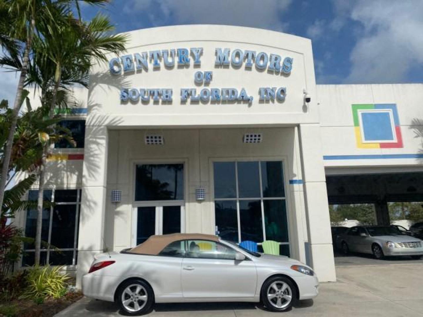 2006 Arctic Frost Pearl /Ivory Toyota Camry Solara SLE V6 1 OWNER LOW MILES 49,530 (4T1FA38P76U) with an 3.3L DOHC SMPI 24-Valve V6 Engine engine, Automatic transmission, located at 4701 North Dixie Hwy, Pompano Beach, FL, 33064, (954) 422-2889, 26.240938, -80.123474 - OUR WEBPAGE FLORIDACARS1.COM HAS OVER 100 PHOTOS AND FREE CARFAX LINK 2006 TOYOTA CAMRY SOLARA SE V6 VIN: 4T1FA38P76U095373 4 T 1 F A 3 8 P 7 6 U 0 9 5 3 7 3 CONVERTIBLE 3.3L V6 F DOHC 24V 29 MPG GASOLINE FRONT WHEEL DRIVE Top Features Alloy Wheels Leather Seats Front Seat Heaters Satellite Radio Re - Photo#0