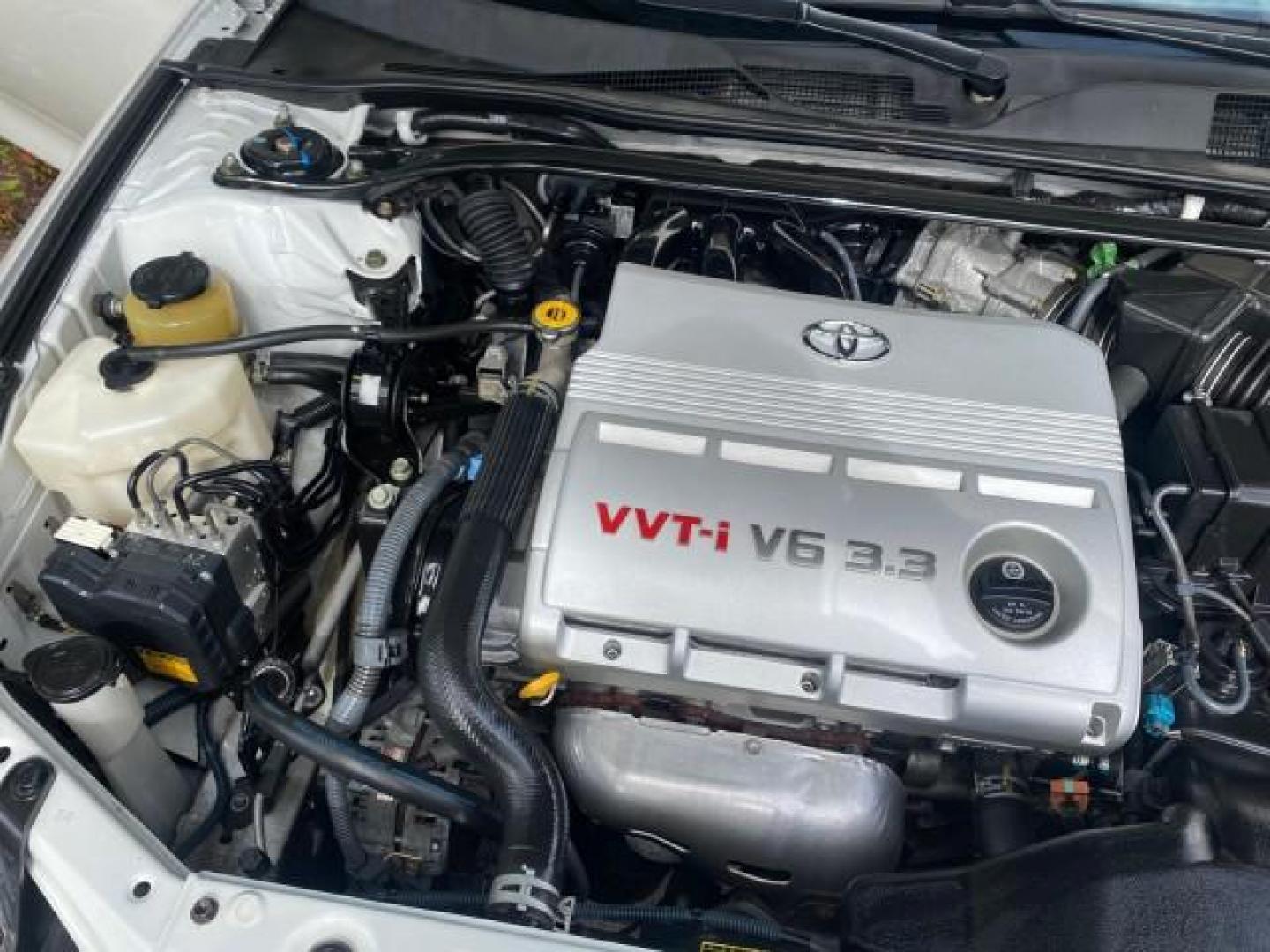 2006 Arctic Frost Pearl /Ivory Toyota Camry Solara SLE V6 1 OWNER LOW MILES 49,530 (4T1FA38P76U) with an 3.3L DOHC SMPI 24-Valve V6 Engine engine, Automatic transmission, located at 4701 North Dixie Hwy, Pompano Beach, FL, 33064, (954) 422-2889, 26.240938, -80.123474 - OUR WEBPAGE FLORIDACARS1.COM HAS OVER 100 PHOTOS AND FREE CARFAX LINK 2006 TOYOTA CAMRY SOLARA SE V6 VIN: 4T1FA38P76U095373 4 T 1 F A 3 8 P 7 6 U 0 9 5 3 7 3 CONVERTIBLE 3.3L V6 F DOHC 24V 29 MPG GASOLINE FRONT WHEEL DRIVE Top Features Alloy Wheels Leather Seats Front Seat Heaters Satellite Radio Re - Photo#24