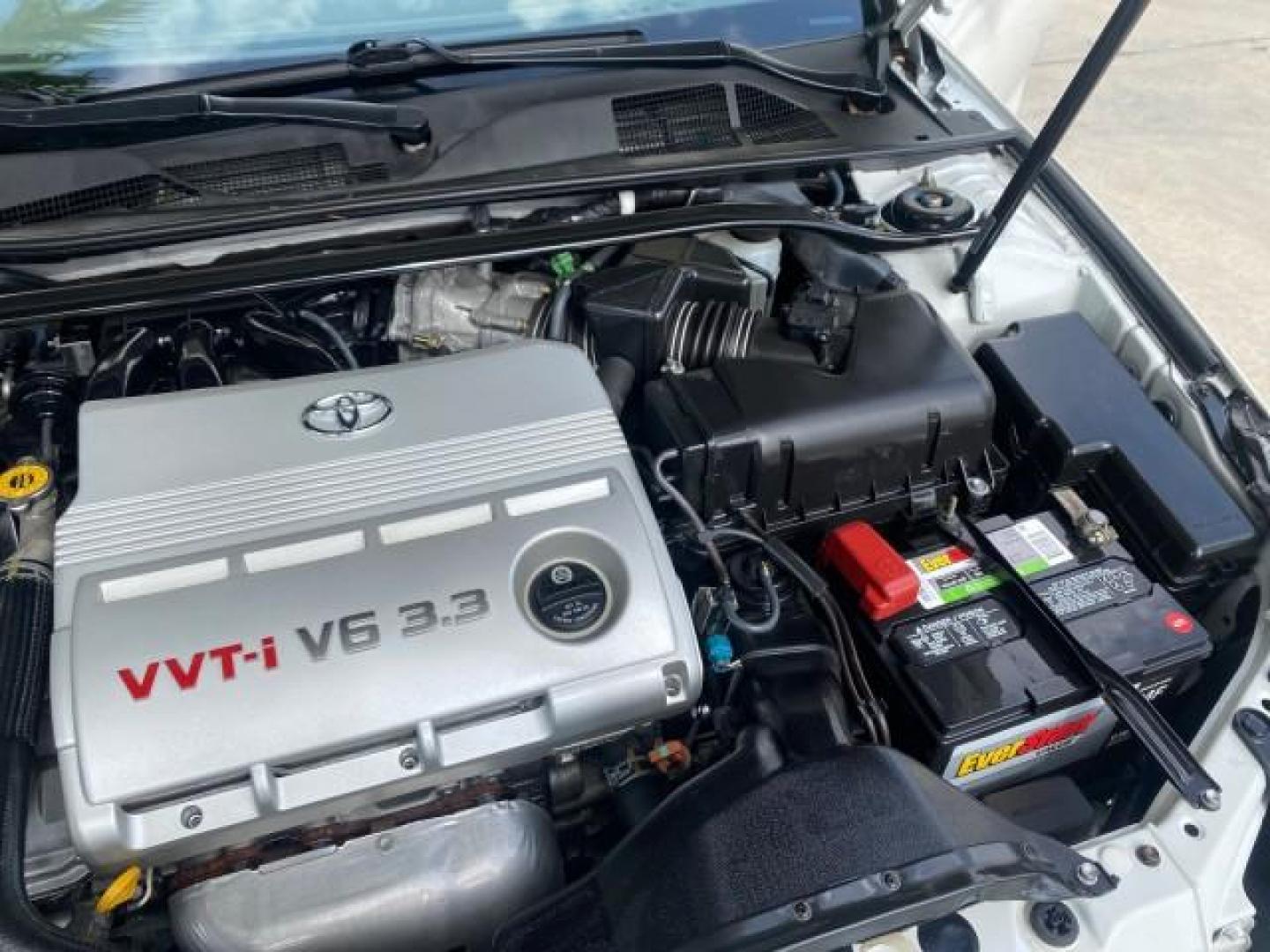 2006 Arctic Frost Pearl /Ivory Toyota Camry Solara SLE V6 1 OWNER LOW MILES 49,530 (4T1FA38P76U) with an 3.3L DOHC SMPI 24-Valve V6 Engine engine, Automatic transmission, located at 4701 North Dixie Hwy, Pompano Beach, FL, 33064, (954) 422-2889, 26.240938, -80.123474 - OUR WEBPAGE FLORIDACARS1.COM HAS OVER 100 PHOTOS AND FREE CARFAX LINK 2006 TOYOTA CAMRY SOLARA SE V6 VIN: 4T1FA38P76U095373 4 T 1 F A 3 8 P 7 6 U 0 9 5 3 7 3 CONVERTIBLE 3.3L V6 F DOHC 24V 29 MPG GASOLINE FRONT WHEEL DRIVE Top Features Alloy Wheels Leather Seats Front Seat Heaters Satellite Radio Re - Photo#25