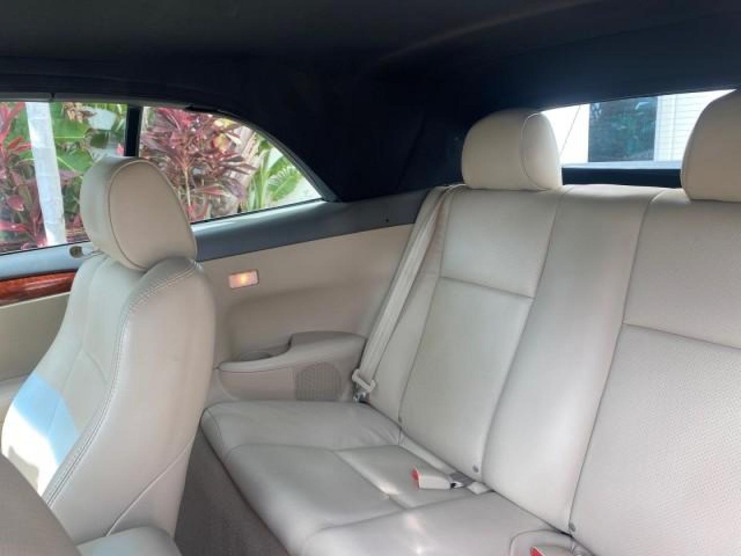 2006 Arctic Frost Pearl /Ivory Toyota Camry Solara SLE V6 1 OWNER LOW MILES 49,530 (4T1FA38P76U) with an 3.3L DOHC SMPI 24-Valve V6 Engine engine, Automatic transmission, located at 4701 North Dixie Hwy, Pompano Beach, FL, 33064, (954) 422-2889, 26.240938, -80.123474 - OUR WEBPAGE FLORIDACARS1.COM HAS OVER 100 PHOTOS AND FREE CARFAX LINK 2006 TOYOTA CAMRY SOLARA SE V6 VIN: 4T1FA38P76U095373 4 T 1 F A 3 8 P 7 6 U 0 9 5 3 7 3 CONVERTIBLE 3.3L V6 F DOHC 24V 29 MPG GASOLINE FRONT WHEEL DRIVE Top Features Alloy Wheels Leather Seats Front Seat Heaters Satellite Radio Re - Photo#61
