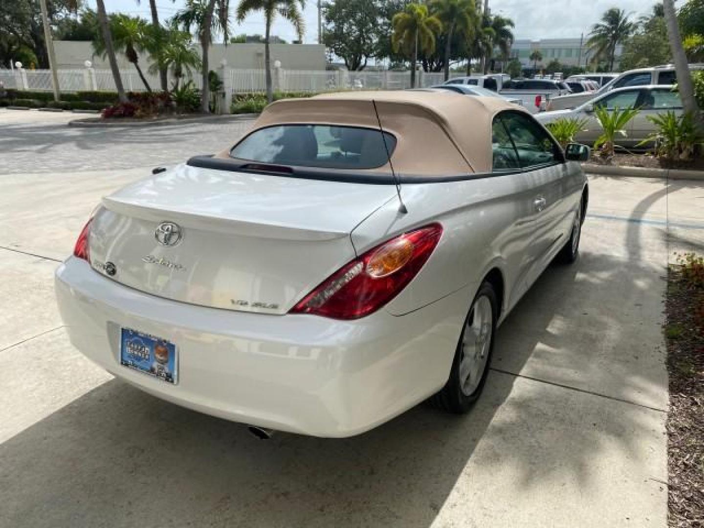 2006 Arctic Frost Pearl /Ivory Toyota Camry Solara SLE V6 1 OWNER LOW MILES 49,530 (4T1FA38P76U) with an 3.3L DOHC SMPI 24-Valve V6 Engine engine, Automatic transmission, located at 4701 North Dixie Hwy, Pompano Beach, FL, 33064, (954) 422-2889, 26.240938, -80.123474 - OUR WEBPAGE FLORIDACARS1.COM HAS OVER 100 PHOTOS AND FREE CARFAX LINK 2006 TOYOTA CAMRY SOLARA SE V6 VIN: 4T1FA38P76U095373 4 T 1 F A 3 8 P 7 6 U 0 9 5 3 7 3 CONVERTIBLE 3.3L V6 F DOHC 24V 29 MPG GASOLINE FRONT WHEEL DRIVE Top Features Alloy Wheels Leather Seats Front Seat Heaters Satellite Radio Re - Photo#68