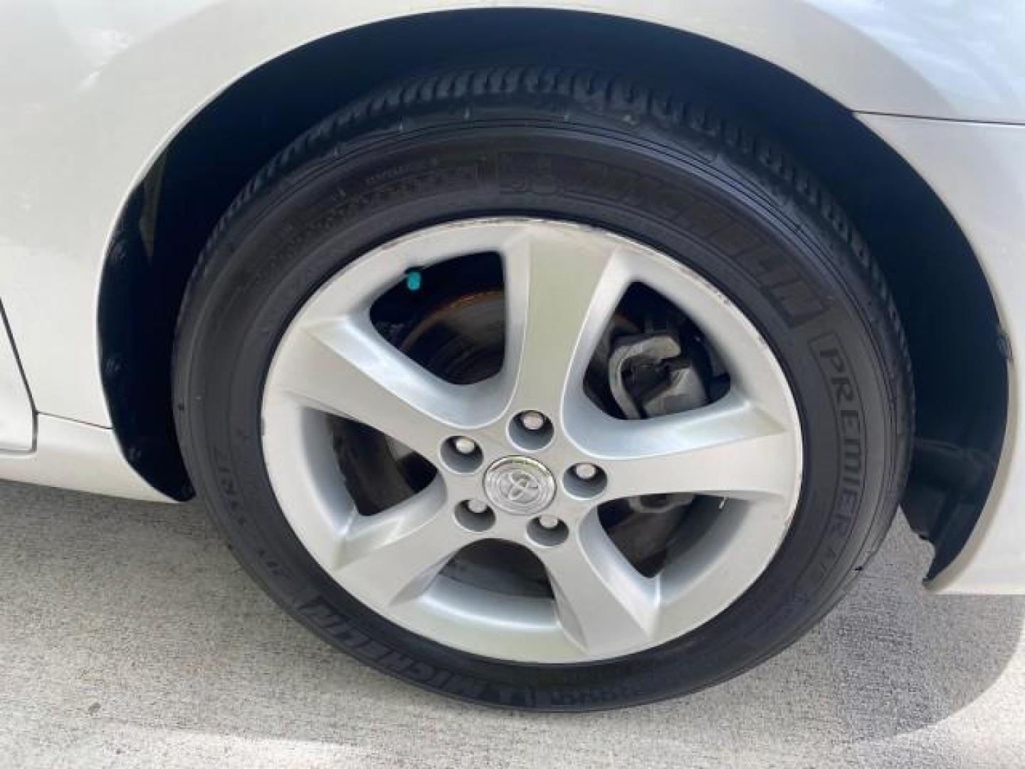 2006 Arctic Frost Pearl /Ivory Toyota Camry Solara SLE V6 1 OWNER LOW MILES 49,530 (4T1FA38P76U) with an 3.3L DOHC SMPI 24-Valve V6 Engine engine, Automatic transmission, located at 4701 North Dixie Hwy, Pompano Beach, FL, 33064, (954) 422-2889, 26.240938, -80.123474 - OUR WEBPAGE FLORIDACARS1.COM HAS OVER 100 PHOTOS AND FREE CARFAX LINK 2006 TOYOTA CAMRY SOLARA SE V6 VIN: 4T1FA38P76U095373 4 T 1 F A 3 8 P 7 6 U 0 9 5 3 7 3 CONVERTIBLE 3.3L V6 F DOHC 24V 29 MPG GASOLINE FRONT WHEEL DRIVE Top Features Alloy Wheels Leather Seats Front Seat Heaters Satellite Radio Re - Photo#93