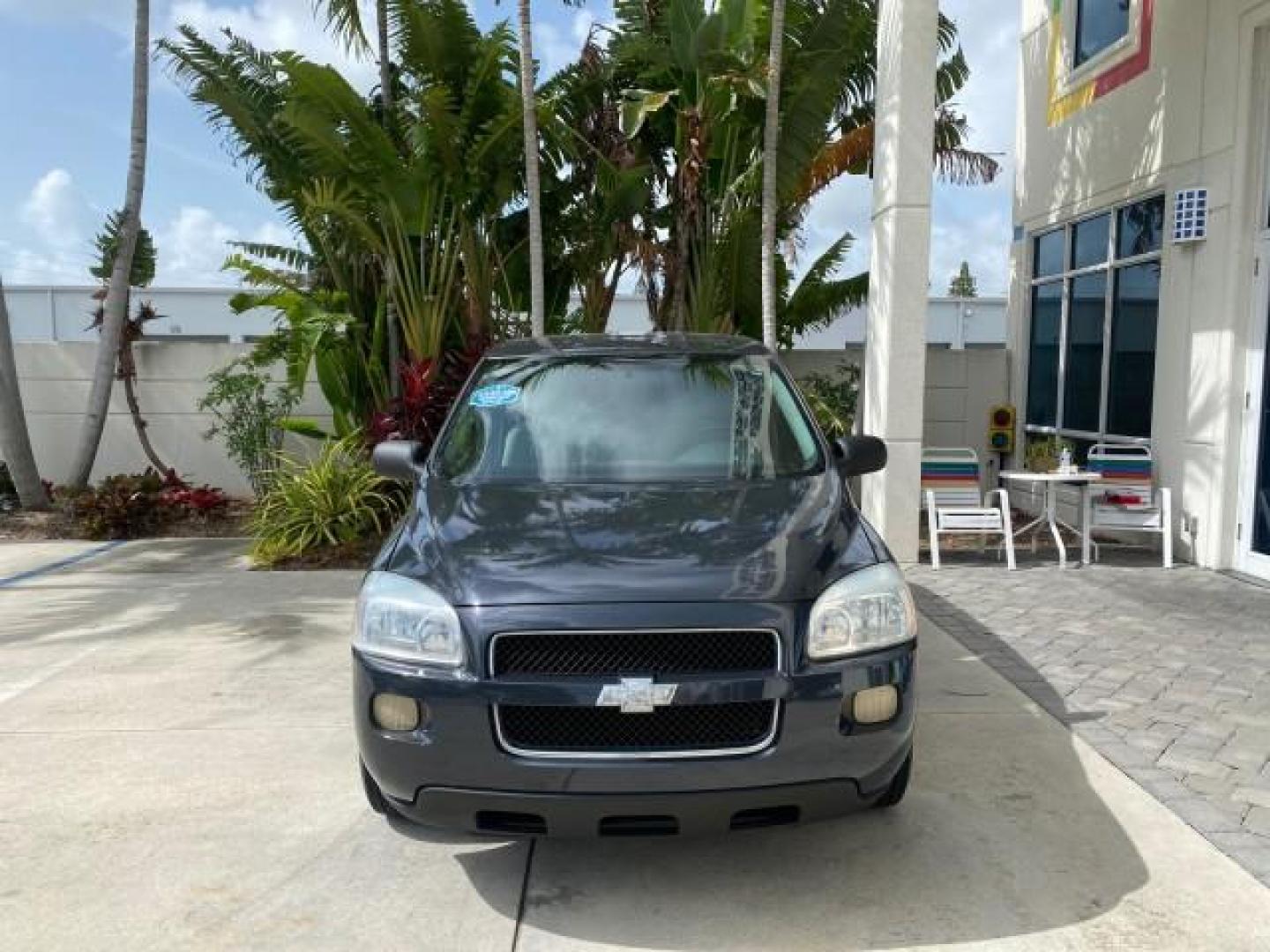 2008 Silverstone Metallic /Medium Gray Chevrolet Uplander 7 PAS LS LOW MILES 61,149 (1GNDU23W88D) with an 3.9L V6 SFI Flex-Fuel Engine engine, Automatic transmission, located at 4701 North Dixie Hwy, Pompano Beach, FL, 33064, (954) 422-2889, 26.240938, -80.123474 - OUR WEBPAGE FLORIDACARS1.COM HAS OVER 100 PHOTOS AND FREE CARFAX LINK 2008 CHEVROLET UPLANDER LS VIN: 1GNDU23W88D209144 1 G N D U 2 3 W 8 8 D 2 0 9 1 4 4 VAN 3.9L V6 F FLEX FUEL FRONT WHEEL DRIVE Top Features Cloth Seats Satellite Radio Ready Quad Seats Third Row Seat Rear Air Conditioning Basic Fea - Photo#2
