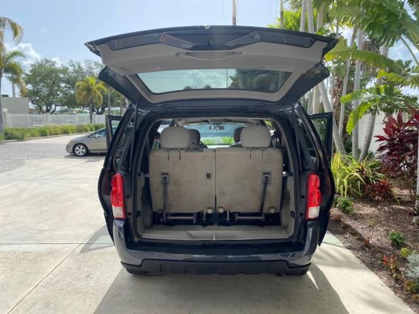 2008 Silverstone Metallic /Medium Gray Chevrolet Uplander 7 PAS LS LOW MILES 61,149 (1GNDU23W88D) with an 3.9L V6 SFI Flex-Fuel Engine engine, Automatic transmission, located at 4701 North Dixie Hwy, Pompano Beach, FL, 33064, (954) 422-2889, 26.240938, -80.123474 - OUR WEBPAGE FLORIDACARS1.COM HAS OVER 100 PHOTOS AND FREE CARFAX LINK 2008 CHEVROLET UPLANDER LS VIN: 1GNDU23W88D209144 1 G N D U 2 3 W 8 8 D 2 0 9 1 4 4 VAN 3.9L V6 F FLEX FUEL FRONT WHEEL DRIVE Top Features Cloth Seats Satellite Radio Ready Quad Seats Third Row Seat Rear Air Conditioning Basic Fea - Photo#15