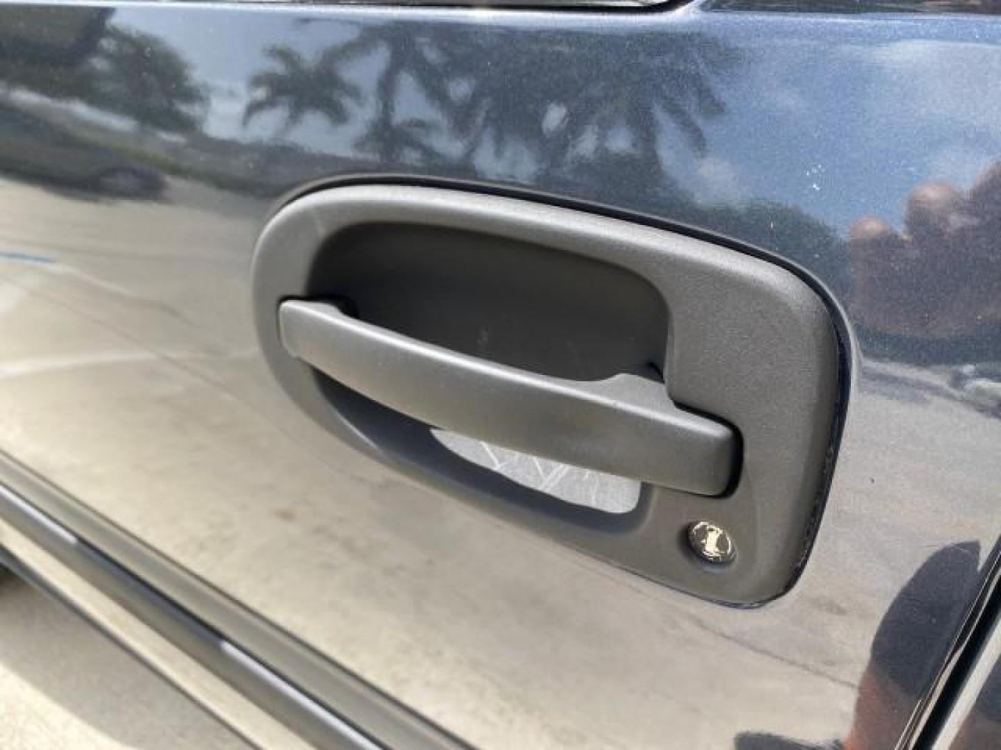 2008 Silverstone Metallic /Medium Gray Chevrolet Uplander 7 PAS LS LOW MILES 61,149 (1GNDU23W88D) with an 3.9L V6 SFI Flex-Fuel Engine engine, Automatic transmission, located at 4701 North Dixie Hwy, Pompano Beach, FL, 33064, (954) 422-2889, 26.240938, -80.123474 - OUR WEBPAGE FLORIDACARS1.COM HAS OVER 100 PHOTOS AND FREE CARFAX LINK 2008 CHEVROLET UPLANDER LS VIN: 1GNDU23W88D209144 1 G N D U 2 3 W 8 8 D 2 0 9 1 4 4 VAN 3.9L V6 F FLEX FUEL FRONT WHEEL DRIVE Top Features Cloth Seats Satellite Radio Ready Quad Seats Third Row Seat Rear Air Conditioning Basic Fea - Photo#27