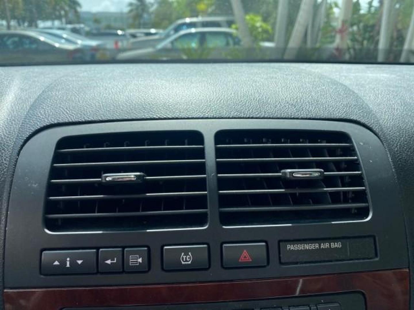 2008 Silverstone Metallic /Medium Gray Chevrolet Uplander 7 PAS LS LOW MILES 61,149 (1GNDU23W88D) with an 3.9L V6 SFI Flex-Fuel Engine engine, Automatic transmission, located at 4701 North Dixie Hwy, Pompano Beach, FL, 33064, (954) 422-2889, 26.240938, -80.123474 - OUR WEBPAGE FLORIDACARS1.COM HAS OVER 100 PHOTOS AND FREE CARFAX LINK 2008 CHEVROLET UPLANDER LS VIN: 1GNDU23W88D209144 1 G N D U 2 3 W 8 8 D 2 0 9 1 4 4 VAN 3.9L V6 F FLEX FUEL FRONT WHEEL DRIVE Top Features Cloth Seats Satellite Radio Ready Quad Seats Third Row Seat Rear Air Conditioning Basic Fea - Photo#42