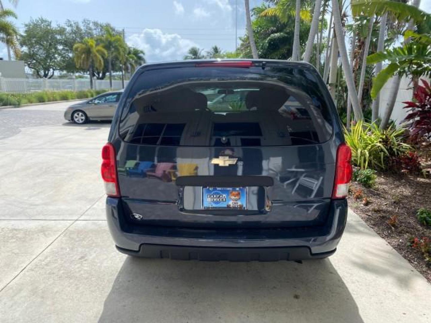 2008 Silverstone Metallic /Medium Gray Chevrolet Uplander 7 PAS LS LOW MILES 61,149 (1GNDU23W88D) with an 3.9L V6 SFI Flex-Fuel Engine engine, Automatic transmission, located at 4701 North Dixie Hwy, Pompano Beach, FL, 33064, (954) 422-2889, 26.240938, -80.123474 - OUR WEBPAGE FLORIDACARS1.COM HAS OVER 100 PHOTOS AND FREE CARFAX LINK 2008 CHEVROLET UPLANDER LS VIN: 1GNDU23W88D209144 1 G N D U 2 3 W 8 8 D 2 0 9 1 4 4 VAN 3.9L V6 F FLEX FUEL FRONT WHEEL DRIVE Top Features Cloth Seats Satellite Radio Ready Quad Seats Third Row Seat Rear Air Conditioning Basic Fea - Photo#74