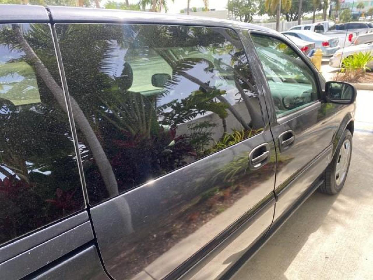 2008 Silverstone Metallic /Medium Gray Chevrolet Uplander 7 PAS LS LOW MILES 61,149 (1GNDU23W88D) with an 3.9L V6 SFI Flex-Fuel Engine engine, Automatic transmission, located at 4701 North Dixie Hwy, Pompano Beach, FL, 33064, (954) 422-2889, 26.240938, -80.123474 - OUR WEBPAGE FLORIDACARS1.COM HAS OVER 100 PHOTOS AND FREE CARFAX LINK 2008 CHEVROLET UPLANDER LS VIN: 1GNDU23W88D209144 1 G N D U 2 3 W 8 8 D 2 0 9 1 4 4 VAN 3.9L V6 F FLEX FUEL FRONT WHEEL DRIVE Top Features Cloth Seats Satellite Radio Ready Quad Seats Third Row Seat Rear Air Conditioning Basic Fea - Photo#83