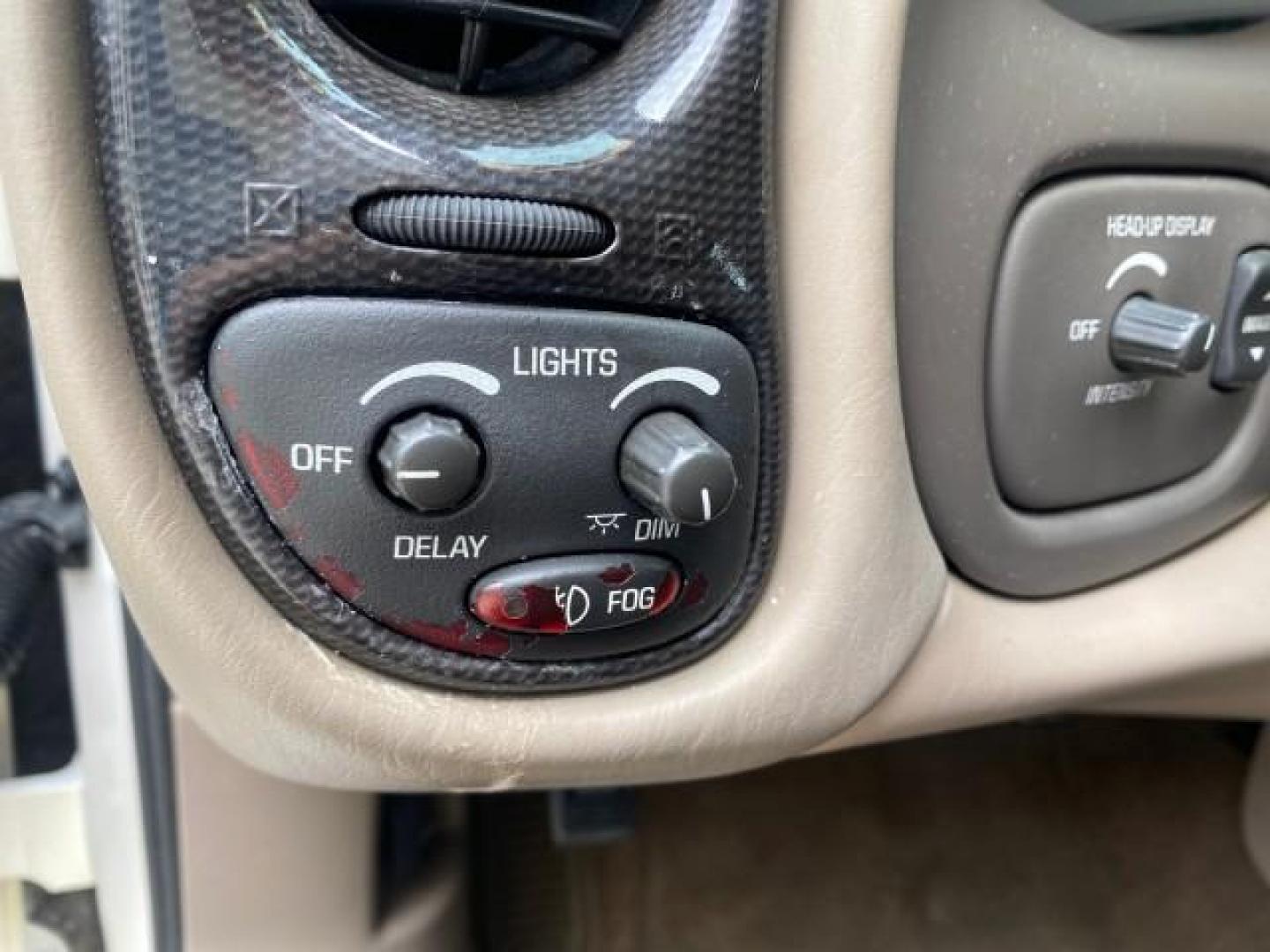 2004 White-Gold Tri Coat /Taupe Pontiac Bonneville GXP LOW MILES 43,734 V8 (1G2HZ54Y34U) with an 4.6L Northstar V8 MFI DOHC Engine engine, Automatic transmission, located at 4701 North Dixie Hwy, Pompano Beach, FL, 33064, (954) 422-2889, 26.240938, -80.123474 - OUR WEBPAGE FLORIDACARS1.COM HAS OVER 100 PHOTOS AND FREE CARFAX LINK 2004 PONTIAC BONNEVILLE GXP $ 38,335 NEW VIN: 1G2HZ54Y34U255377 1 G 2 H Z 5 4 Y 3 4 U 2 5 5 3 7 7 SEDAN 4 DR 4.6L V8 F DOHC GASOLINE FRONT WHEEL DRIVE Top Features Alloy Wheels Front Seat Heaters Head Up Display Leather and Sued - Photo#42