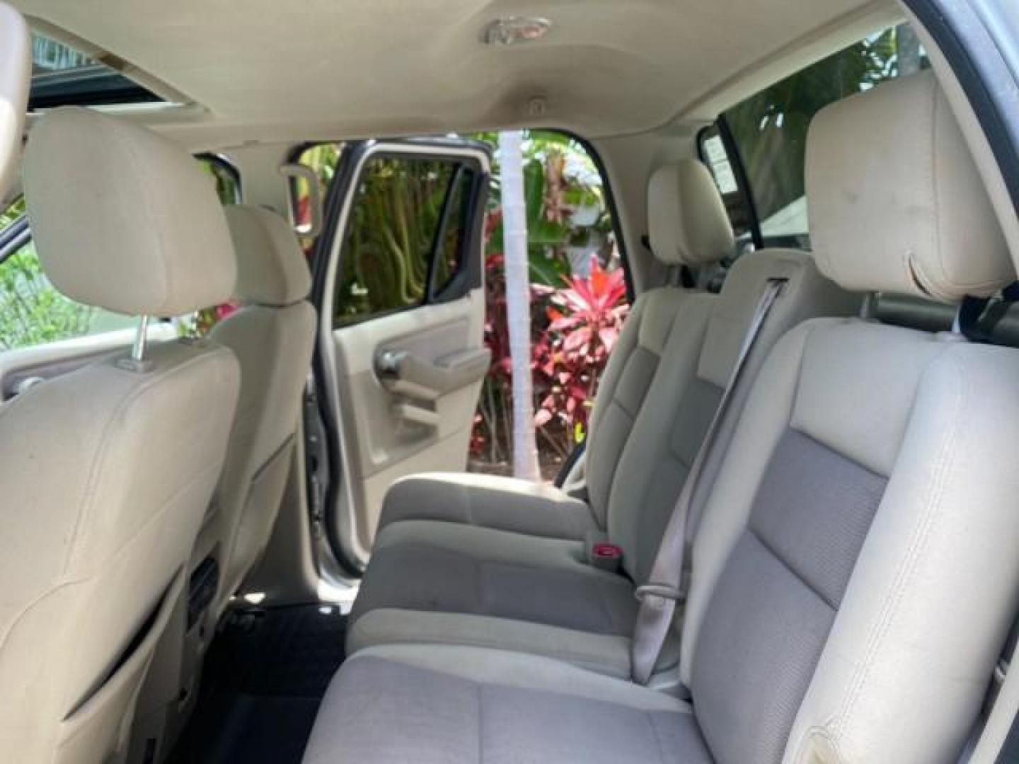 2007 Mineral Grey Metallic /Camel Ford Explorer Sport Trac XLT LOW MILES 80,420 (1FMEU31K37U) with an 4.0L SOHC 12-Valve V6 Engine engine, Automatic transmission, located at 4701 North Dixie Hwy, Pompano Beach, FL, 33064, (954) 422-2889, 26.240938, -80.123474 - OUR WEBPAGE FLORIDACARS1.COM HAS OVER 100 PHOTOS AND FREE CARFAX LINK 2007 FORD EXPLORER SPORT TRAC XLT TIRES LOOK GREAT! VIN: 1FMEU31K37UA56699 1 F M E U 3 1 K 3 7 U A 5 6 6 9 9 SPORT PICKUP 4.0L V6 F SOHC GASOLINE REAR WHEEL DRIVE Top Features Alloy Wheels Running Boards Bed Cover Tow Hitch Cloth - Photo#14
