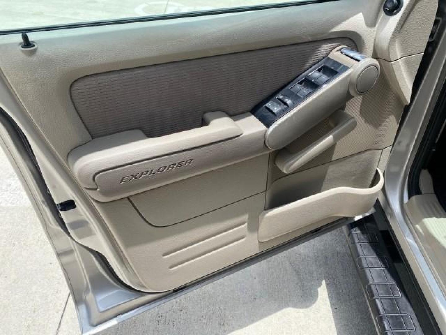2007 Mineral Grey Metallic /Camel Ford Explorer Sport Trac XLT LOW MILES 80,420 (1FMEU31K37U) with an 4.0L SOHC 12-Valve V6 Engine engine, Automatic transmission, located at 4701 North Dixie Hwy, Pompano Beach, FL, 33064, (954) 422-2889, 26.240938, -80.123474 - OUR WEBPAGE FLORIDACARS1.COM HAS OVER 100 PHOTOS AND FREE CARFAX LINK 2007 FORD EXPLORER SPORT TRAC XLT TIRES LOOK GREAT! VIN: 1FMEU31K37UA56699 1 F M E U 3 1 K 3 7 U A 5 6 6 9 9 SPORT PICKUP 4.0L V6 F SOHC GASOLINE REAR WHEEL DRIVE Top Features Alloy Wheels Running Boards Bed Cover Tow Hitch Cloth - Photo#32