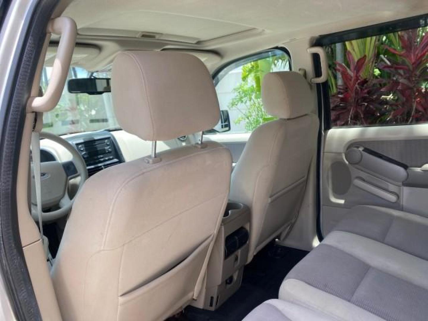 2007 Mineral Grey Metallic /Camel Ford Explorer Sport Trac XLT LOW MILES 80,420 (1FMEU31K37U) with an 4.0L SOHC 12-Valve V6 Engine engine, Automatic transmission, located at 4701 North Dixie Hwy, Pompano Beach, FL, 33064, (954) 422-2889, 26.240938, -80.123474 - OUR WEBPAGE FLORIDACARS1.COM HAS OVER 100 PHOTOS AND FREE CARFAX LINK 2007 FORD EXPLORER SPORT TRAC XLT TIRES LOOK GREAT! VIN: 1FMEU31K37UA56699 1 F M E U 3 1 K 3 7 U A 5 6 6 9 9 SPORT PICKUP 4.0L V6 F SOHC GASOLINE REAR WHEEL DRIVE Top Features Alloy Wheels Running Boards Bed Cover Tow Hitch Cloth - Photo#59