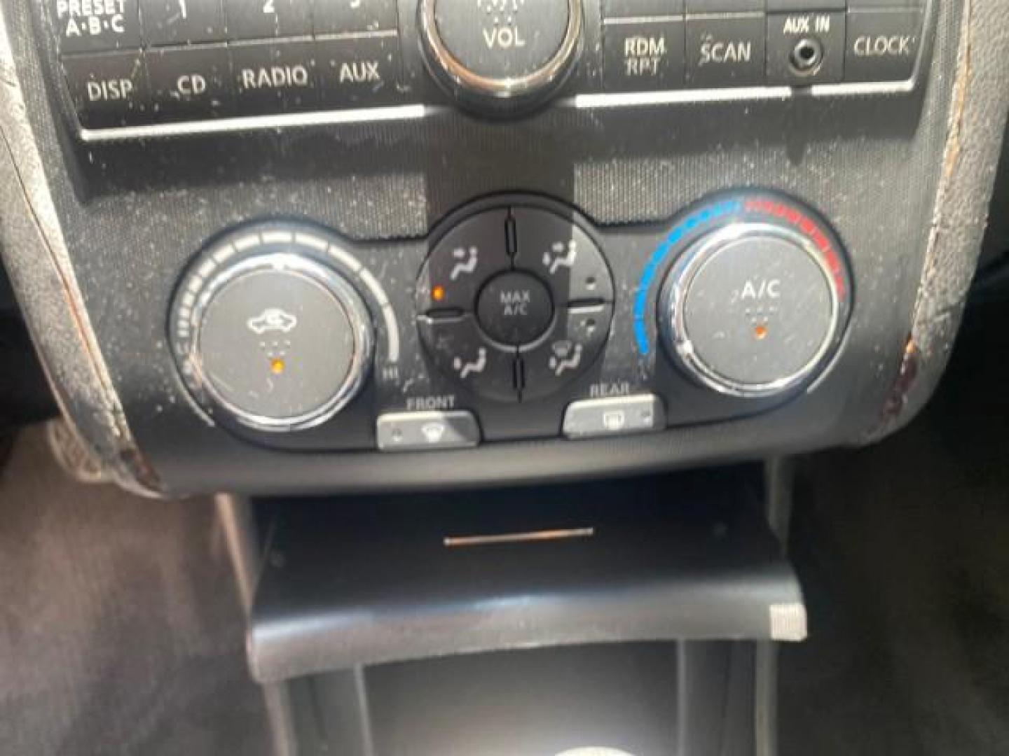 2008 Precision Grey Metallic /Charcoal Nissan Altima 2.5 S 1 OWNER LOW MILES 36,700 (1N4AL21E08N) with an 2.5L DOHC I4 Engine engine, Automatic transmission, located at 4701 North Dixie Hwy, Pompano Beach, FL, 33064, (954) 422-2889, 26.240938, -80.123474 - OUR WEBPAGE FLORIDACARS1.COM HAS OVER 100 PHOTOS AND FREE CARFAX LINK 2008 NISSAN ALTIMA 2.5 S VIN: 1N4AL21E08N545217 1 N 4 A L 2 1 E 0 8 N 5 4 5 2 1 7 SEDAN 4 DR 2.5L I4 F DOHC 16V GASOLINE FRONT WHEEL DRIVE Top Features Cloth Seats Basic Features ABS Brakes AM/FM Stereo Air Conditioning Automatic - Photo#42