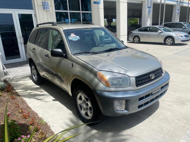 2002 Titanium /Gray Toyota RAV4 1 OWNER FL LOW MILES 83,089 (JTEGH20V020) with an 2.0L DOHC EFI 16-Valve 4-Cyl Engine engine, Automatic transmission, located at 4701 North Dixie Hwy, Pompano Beach, FL, 33064, (954) 422-2889, 26.240938, -80.123474 - OUR WEBPAGE FLORIDACARS1.COM HAS OVER 100 PHOTOS AND FREE CARFAX LINK 2002 TOYOTA RAV4 VIN: JTEGH20V020080431 J T E G H 2 0 V 0 2 0 0 8 0 4 3 1 4 DOOR WAGON/SPORT UTILITY 2.0L I4 F DOHC 16V GASOLINE FRONT WHEEL DRIVE Top Features Cloth Seats Basic Features AM/FM Stereo CD Audio Full Roof Rack Power - Photo#24