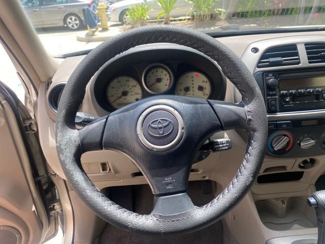 2002 Titanium /Gray Toyota RAV4 1 OWNER FL LOW MILES 83,089 (JTEGH20V020) with an 2.0L DOHC EFI 16-Valve 4-Cyl Engine engine, Automatic transmission, located at 4701 North Dixie Hwy, Pompano Beach, FL, 33064, (954) 422-2889, 26.240938, -80.123474 - OUR WEBPAGE FLORIDACARS1.COM HAS OVER 100 PHOTOS AND FREE CARFAX LINK 2002 TOYOTA RAV4 VIN: JTEGH20V020080431 J T E G H 2 0 V 0 2 0 0 8 0 4 3 1 4 DOOR WAGON/SPORT UTILITY 2.0L I4 F DOHC 16V GASOLINE FRONT WHEEL DRIVE Top Features Cloth Seats Basic Features AM/FM Stereo CD Audio Full Roof Rack Power - Photo#38