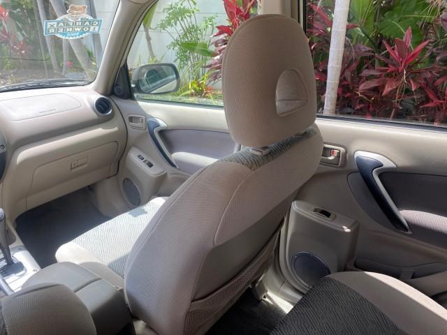 2002 Titanium /Gray Toyota RAV4 1 OWNER FL LOW MILES 83,089 (JTEGH20V020) with an 2.0L DOHC EFI 16-Valve 4-Cyl Engine engine, Automatic transmission, located at 4701 North Dixie Hwy, Pompano Beach, FL, 33064, (954) 422-2889, 26.240938, -80.123474 - OUR WEBPAGE FLORIDACARS1.COM HAS OVER 100 PHOTOS AND FREE CARFAX LINK 2002 TOYOTA RAV4 VIN: JTEGH20V020080431 J T E G H 2 0 V 0 2 0 0 8 0 4 3 1 4 DOOR WAGON/SPORT UTILITY 2.0L I4 F DOHC 16V GASOLINE FRONT WHEEL DRIVE Top Features Cloth Seats Basic Features AM/FM Stereo CD Audio Full Roof Rack Power - Photo#68
